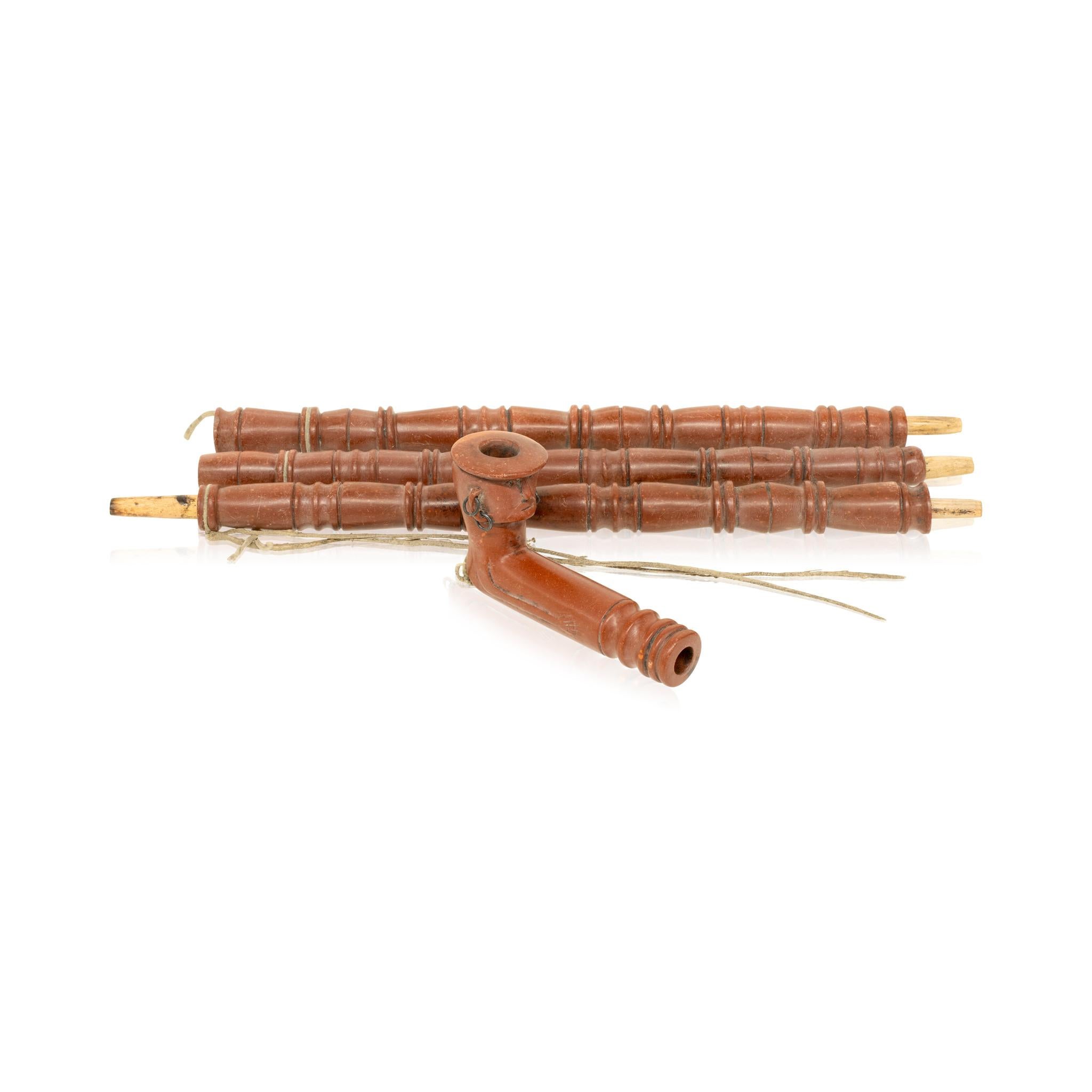 Sioux Three-Piece Pipe with Man Effigy In Good Condition For Sale In Coeur d'Alene, ID