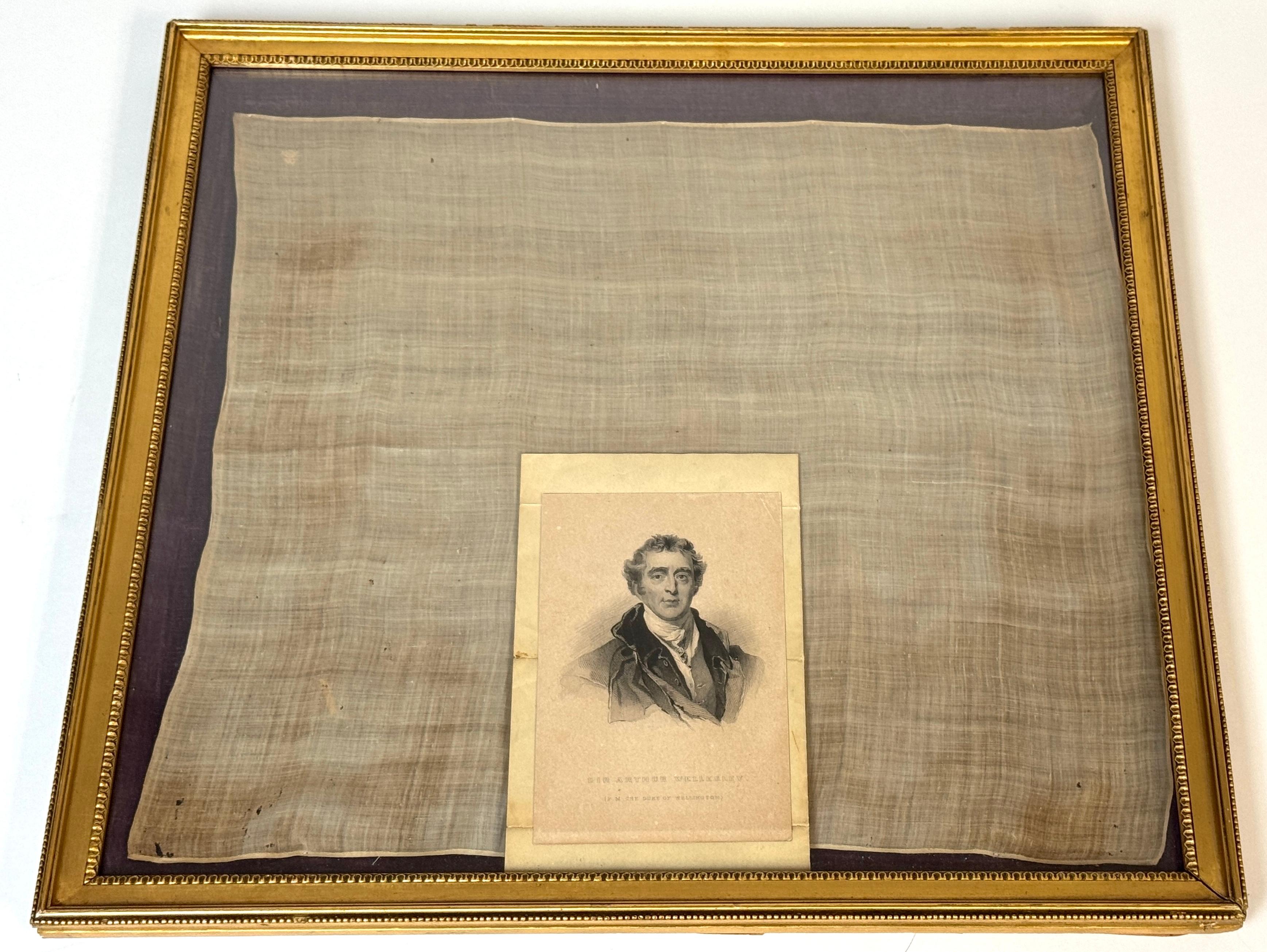 Brodé Mouchoir en soie de Sir Arthur Wellington, 1er duc de Wellington, encadré en vente