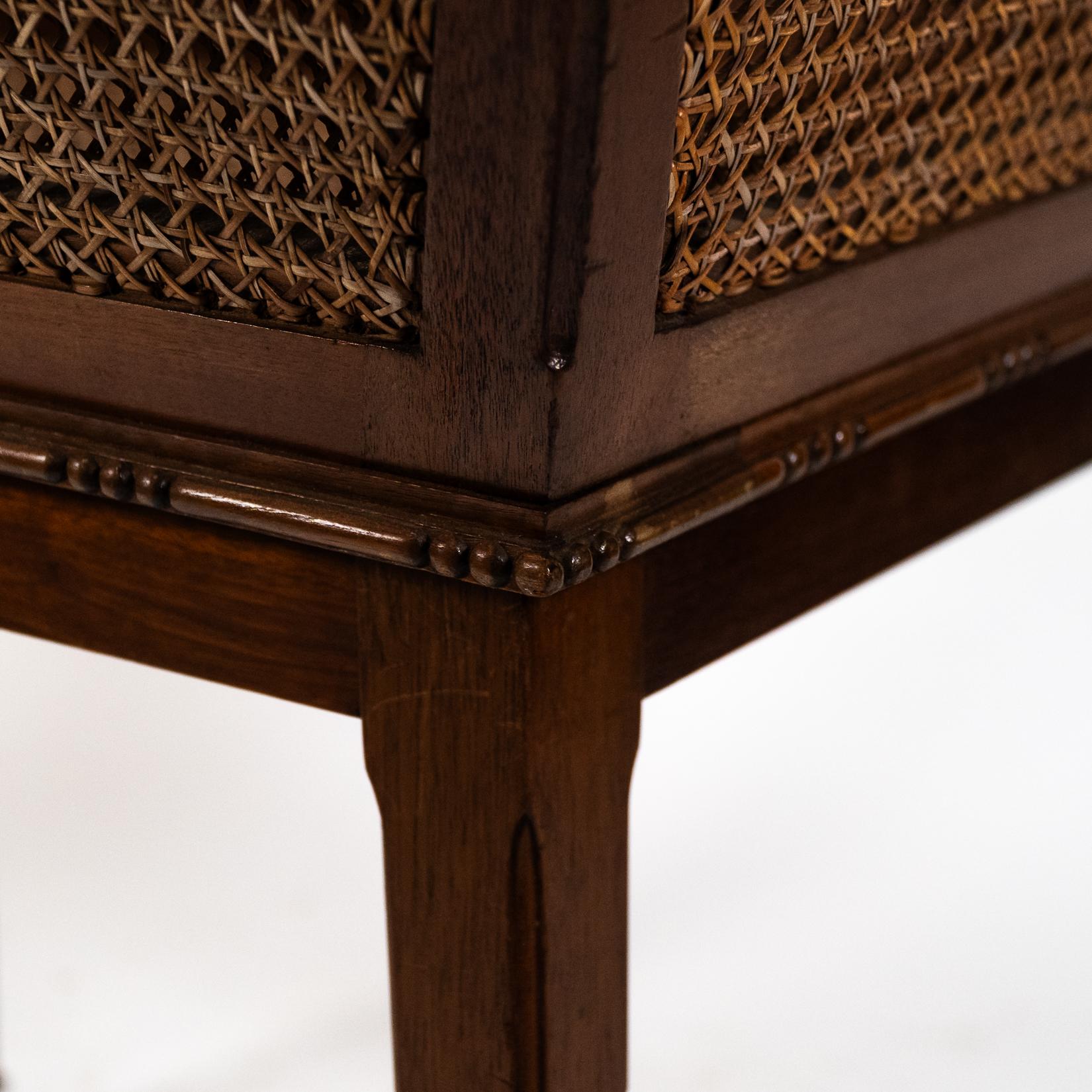 Sir Edwin Landseer Lutyens. A Rare Newspaper Basket with Acorn Finials For Sale 2
