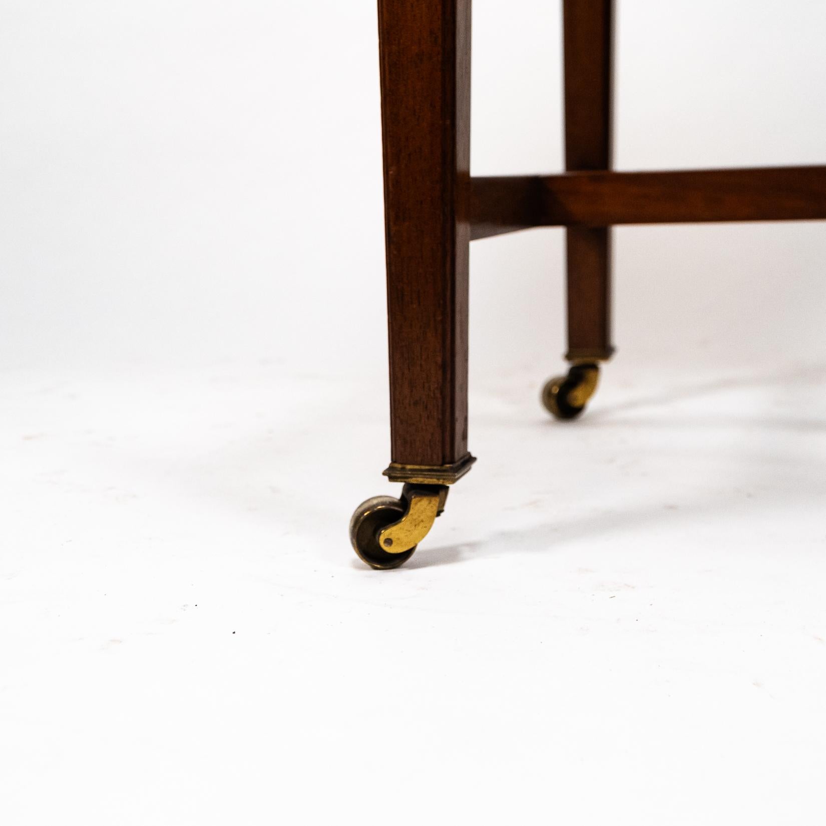 Sir Edwin Landseer Lutyens. A Rare Newspaper Basket with Acorn Finials For Sale 6
