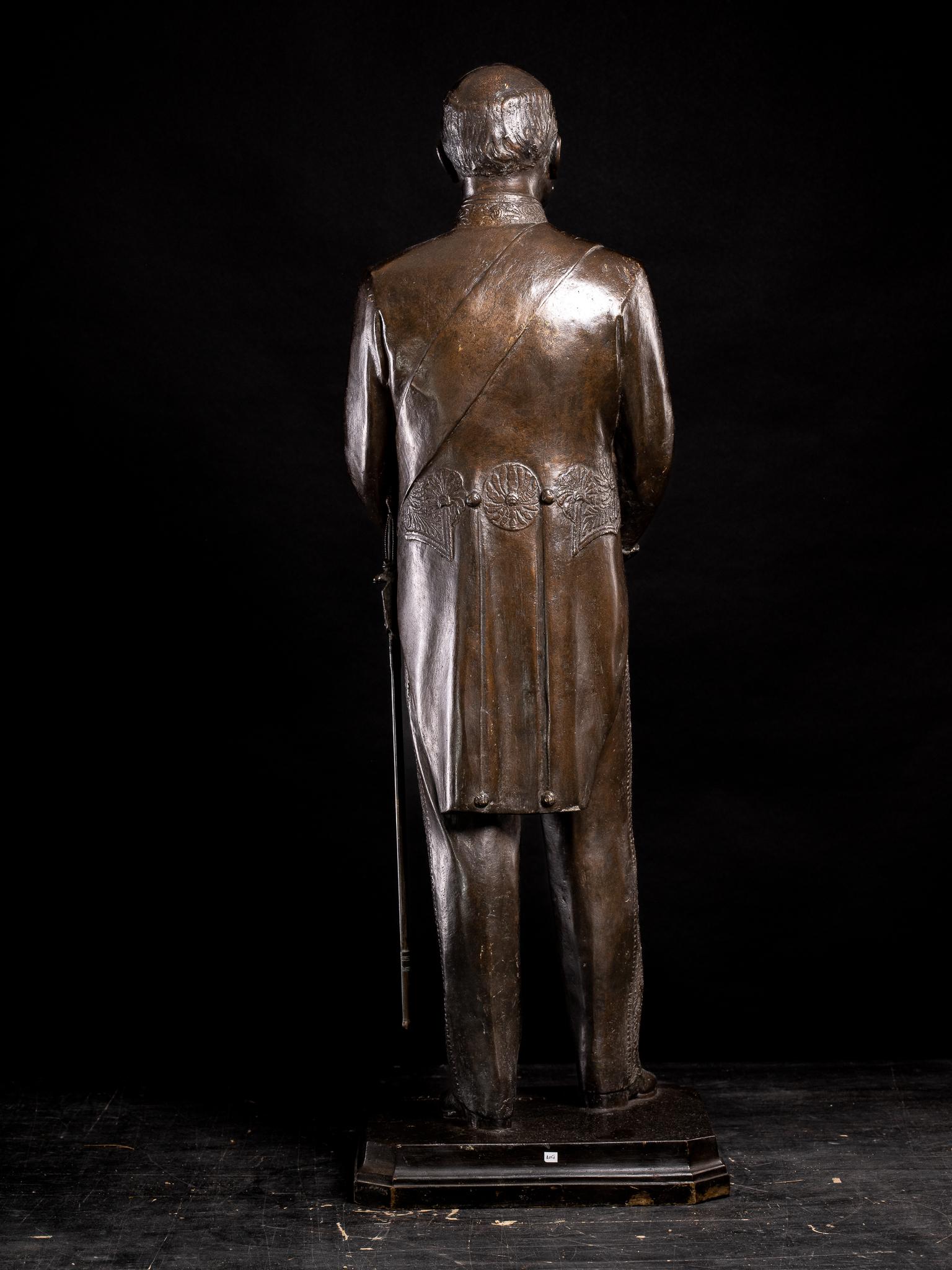 Bronzo Sir Frederick Lugard-Colonial administrator Nigeria. Bronze by Herbert Cawood. in vendita