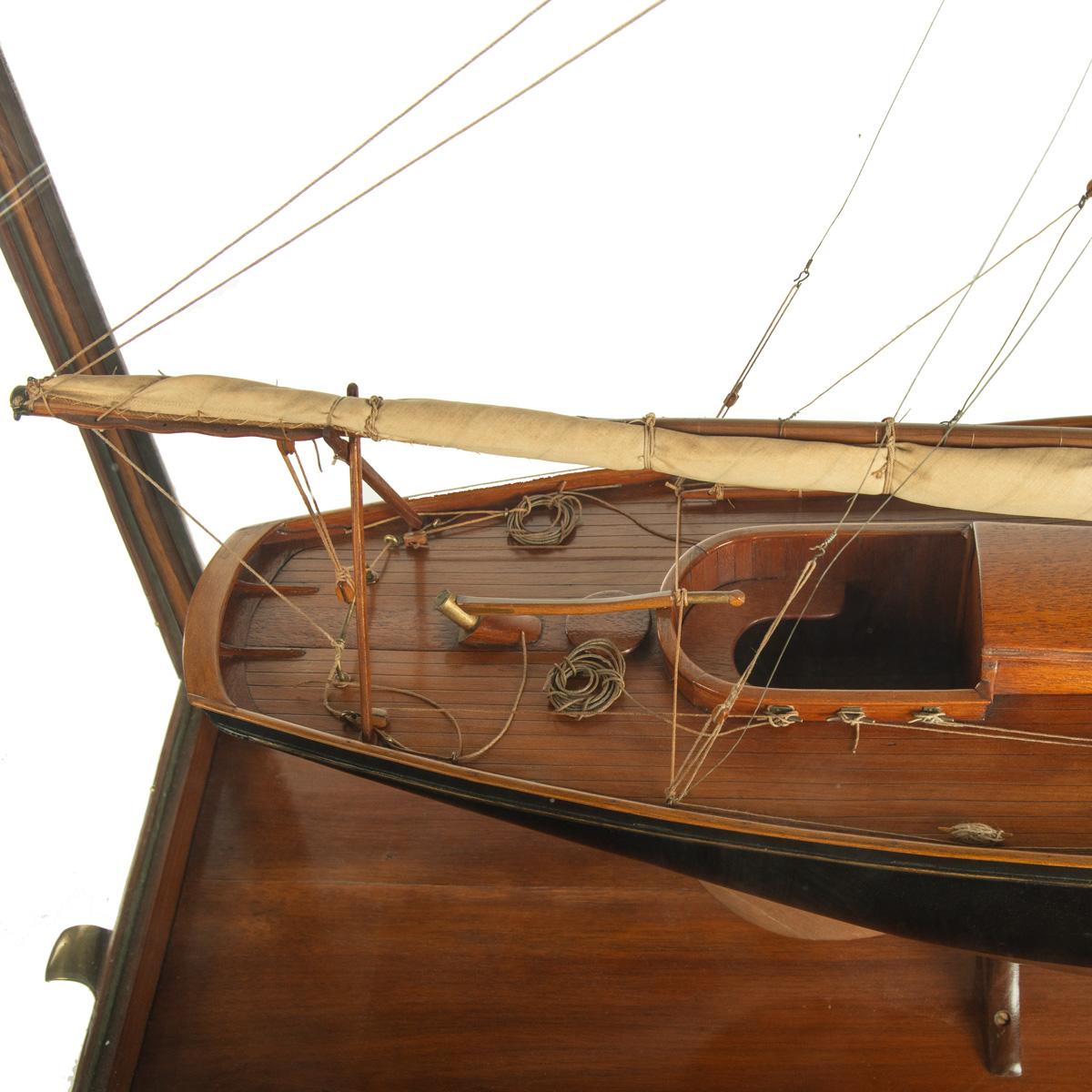 Modèle réduit de Coquette par Sir Harold Clayton, 1899 en vente 8