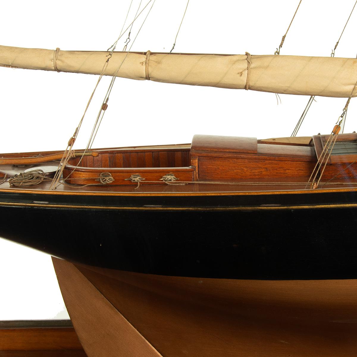 Modèle réduit de Coquette par Sir Harold Clayton, 1899 en vente 1