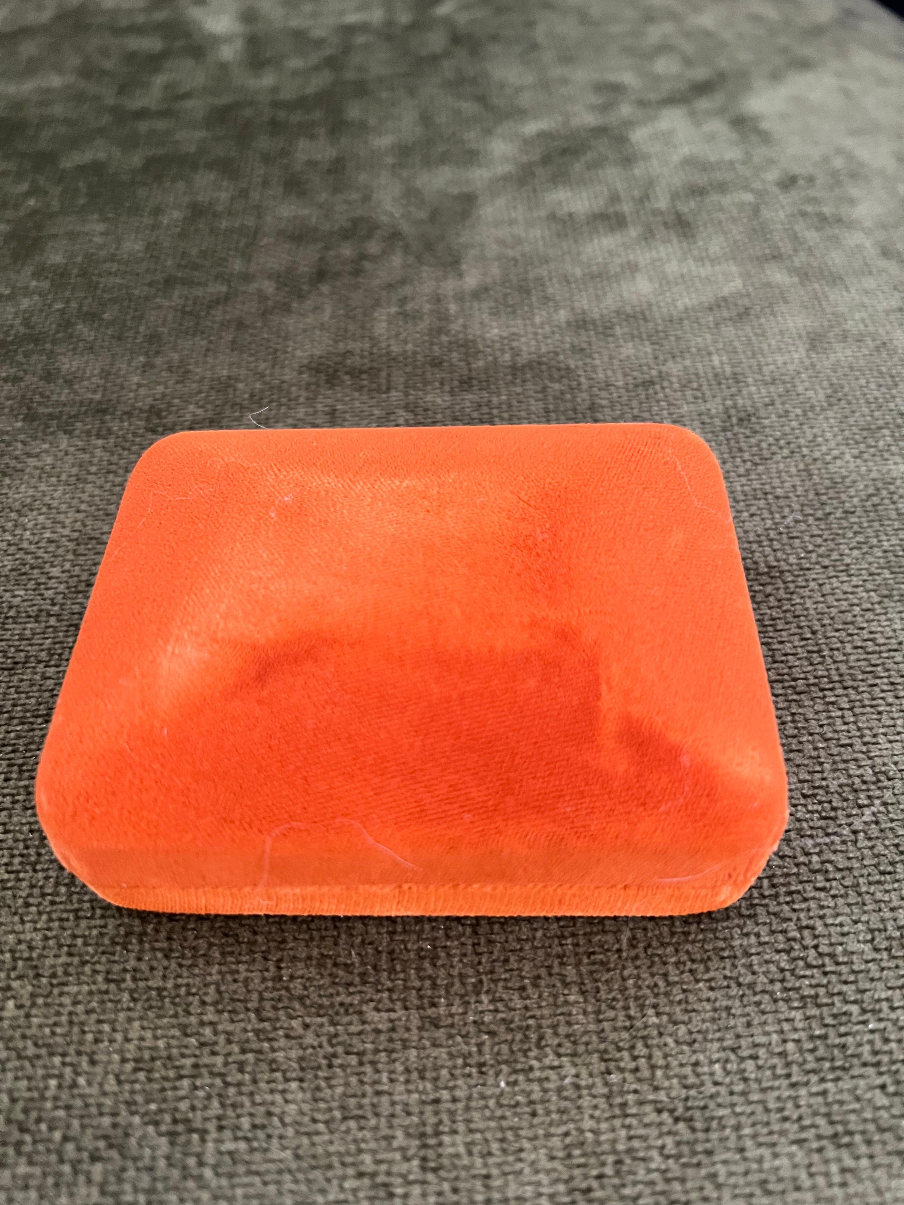 Sir Norman Hartnell Vintage versilbert Manschettenknöpfe in Original Samt Fall im Angebot 7
