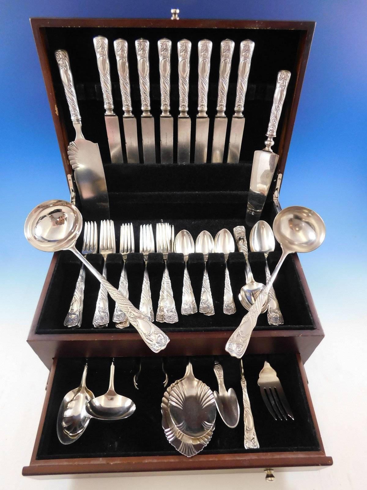 Beautiful Siren by International/Rogers Bros., circa 1891, silver plated flatware set of 64 pieces. This set includes: Eight dinner knives, 9 1/2