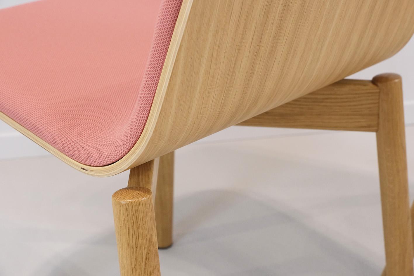 Sirenes stühle mit massivem eichengestell by Jacob Nitz für Bogaerts im Zustand „Gut“ im Angebot in Best, NL