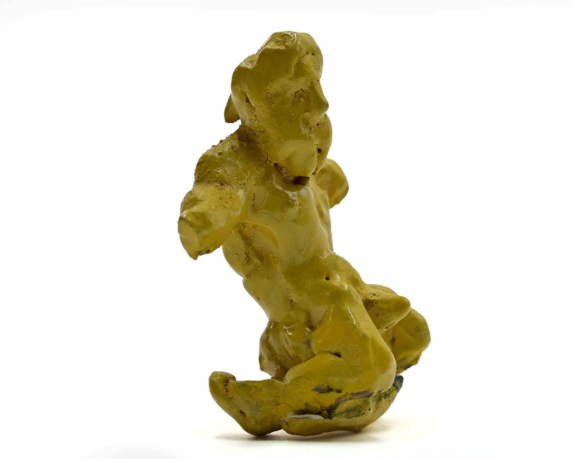 Figure en jaune - Sculpture de Sirio Pellegrini - années 1960 en vente 1