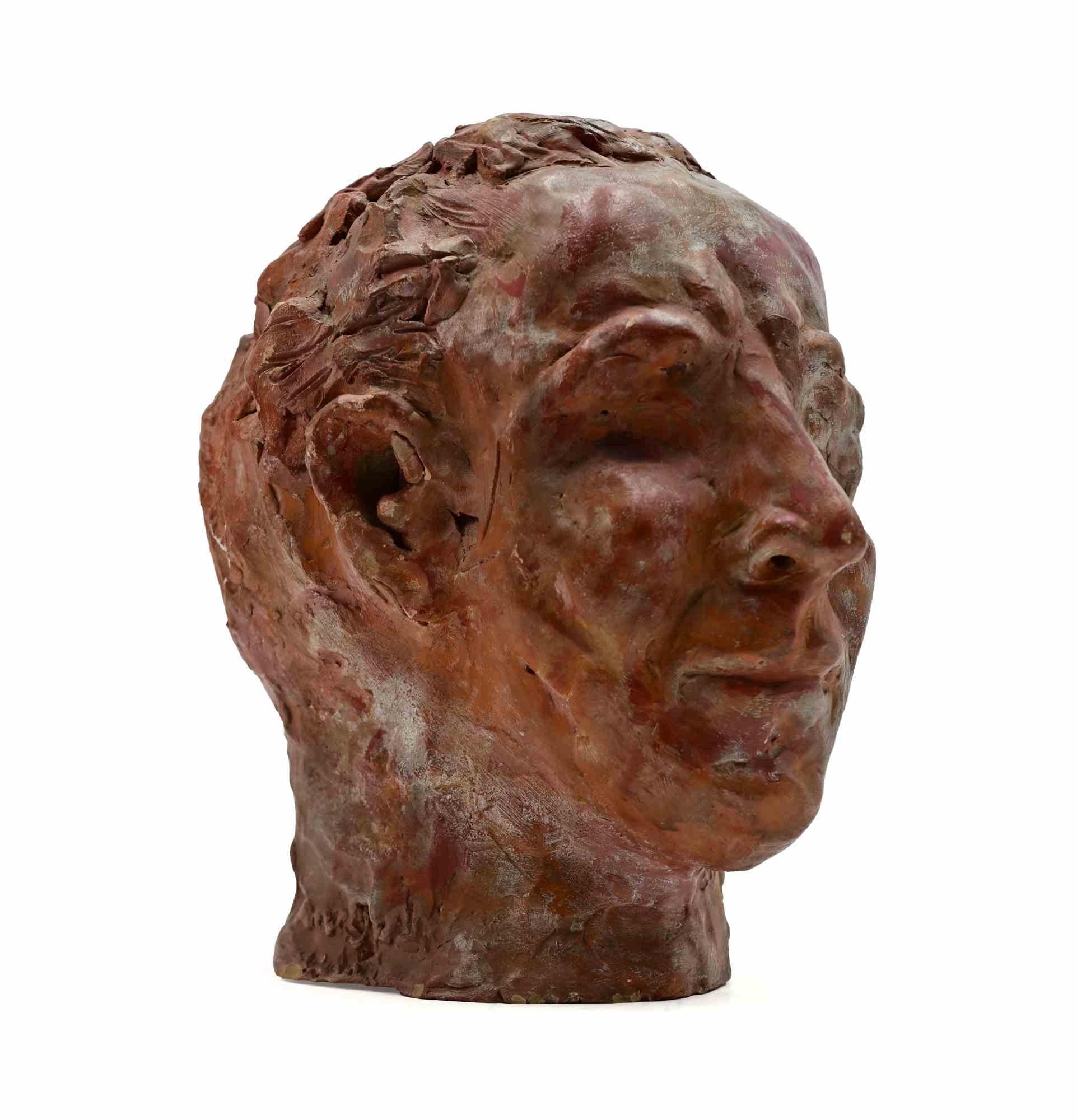 Sculture en terre cuite peinte réalisée par Sirio Pellegrini dans les années 1960.

Bon état.

Sirio Pellegrini, né à Rome le 1er mars 1922, d'origine abruzzaise (Capestrano), a passé ses années d'enfance à Rome, au cœur de la vieille ville,