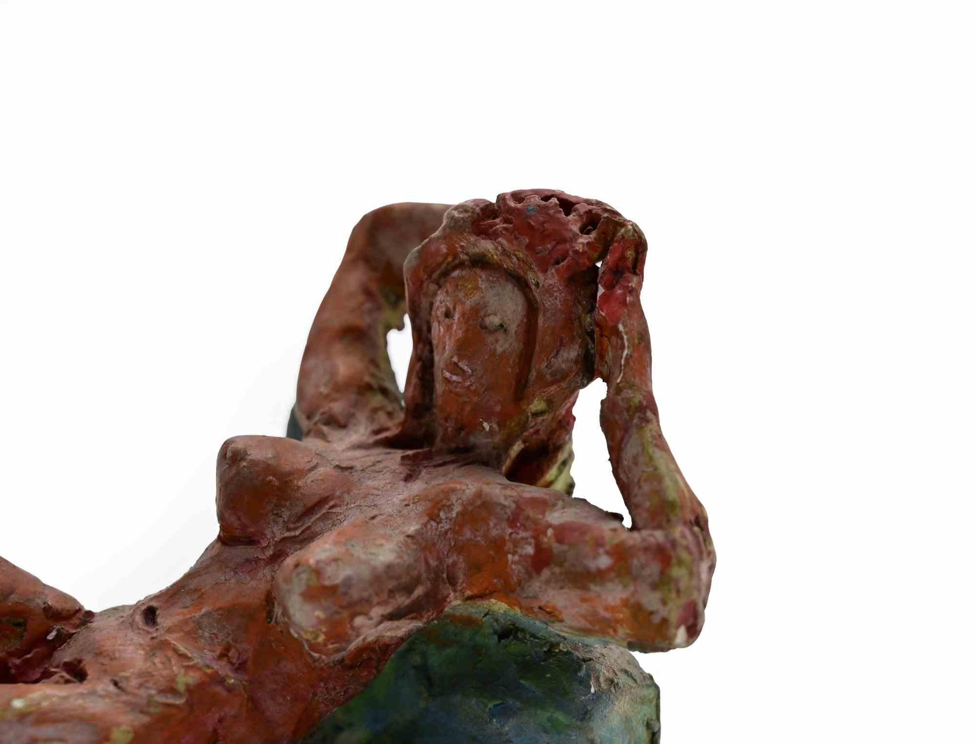 Niña reclinada - Escultura de Sirio Pellegrini - Años 60 en venta 3