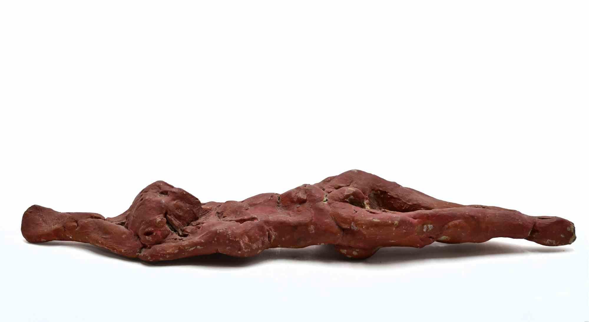 Sculpture en terre cuite peinte réalisée par Sirio Pellegrini dans les années 1960.

Bon état.

Sirio Pellegrini, né à Rome le 1er mars 1922, d'origine abruzzaise (Capestrano), a passé ses années d'enfance à Rome, au cœur de la vieille ville,
