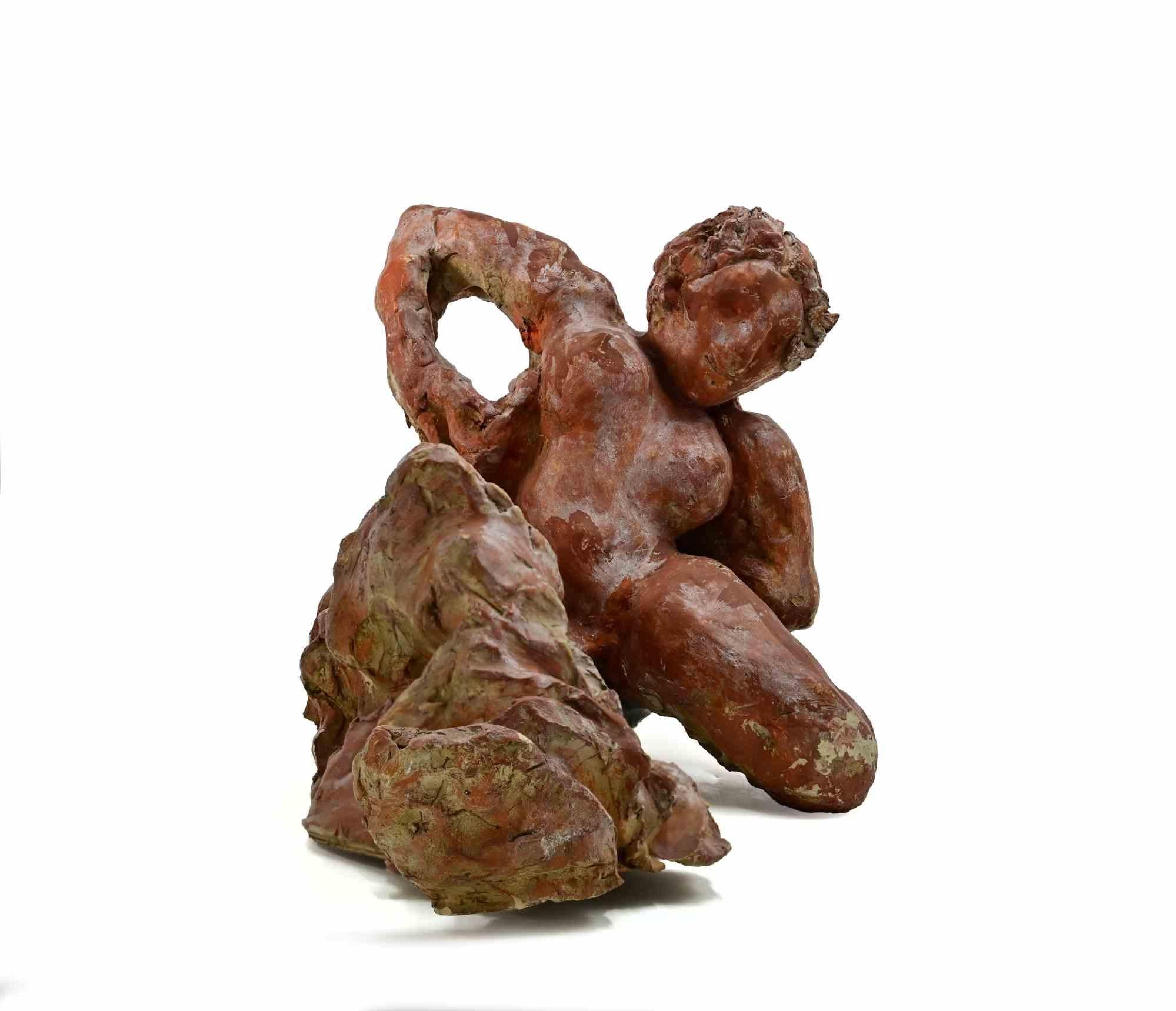 Femme allongée - Sculpture de Sirio Pellegrini - années 1960 en vente 1