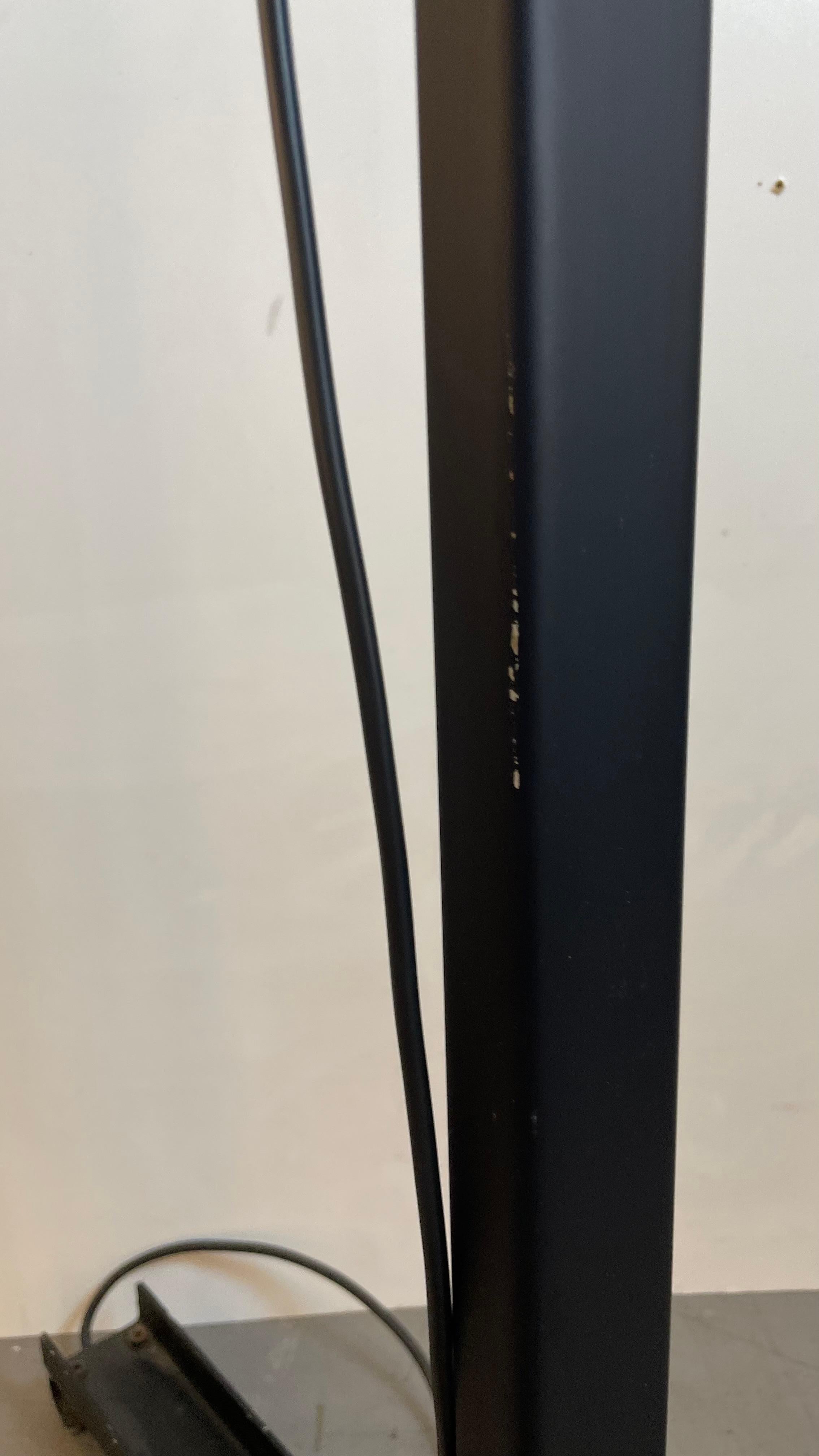 Sirio T, Post-Modern Floor Lamp by K.Takahama for Sirrah, 1980s For Sale 4