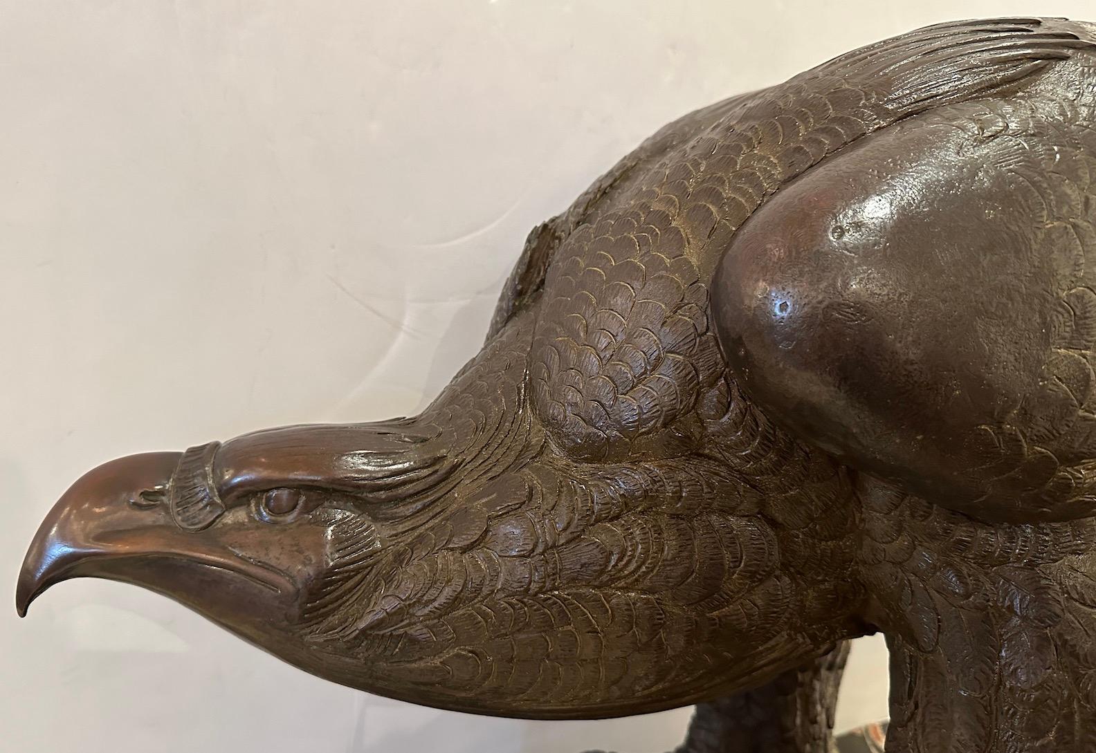 Large Cast Bronze Eagle - Sculpture by Sirio Tofanari
