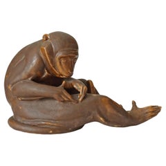 Scimmia in ceramica Art Deco di Sirio Tofanari per SCI Laveno, Italia anni '30