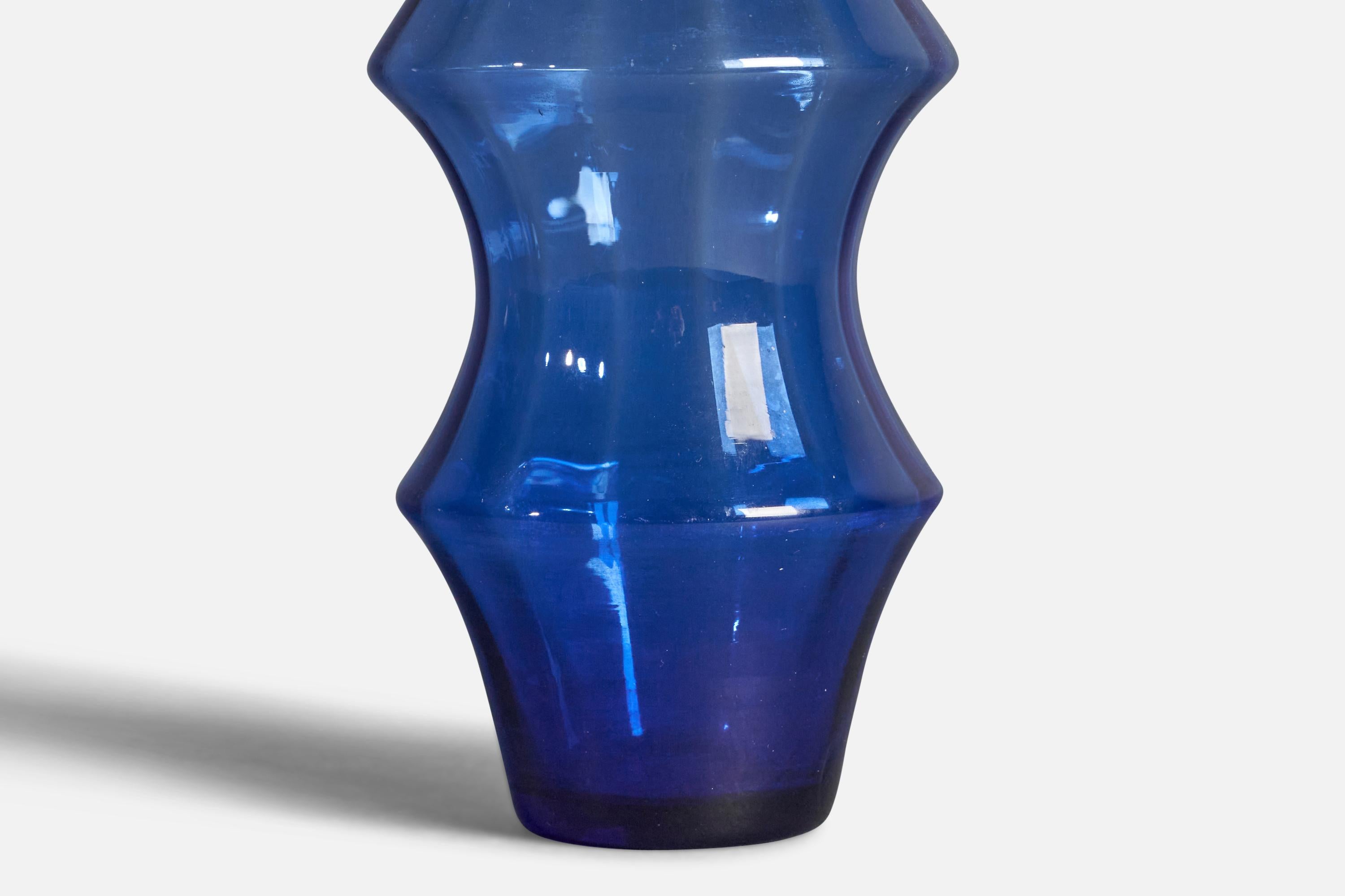 Finnish Sirkku Kumela, Vase, Glass, Finland, 1960s For Sale