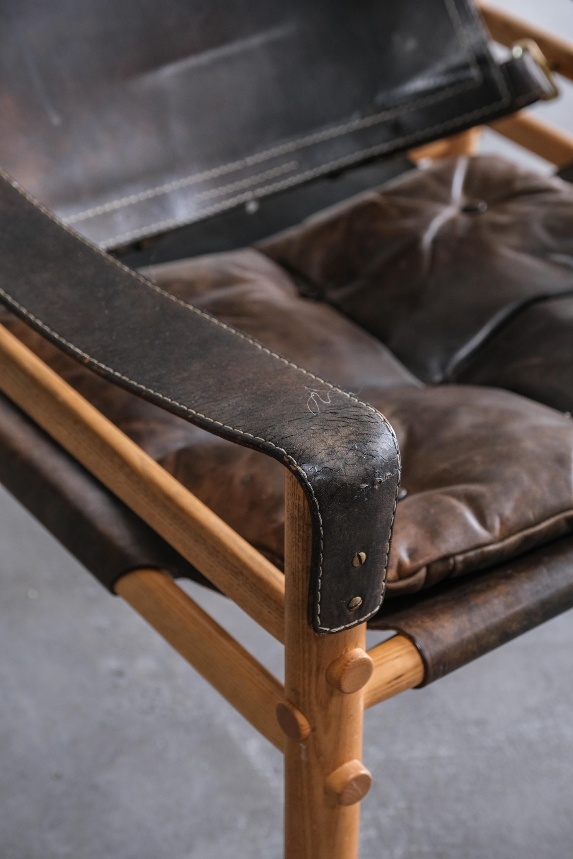 Sirocco Safari chair by Arne Norell in black leather, Sweden 1970 For Sale 1