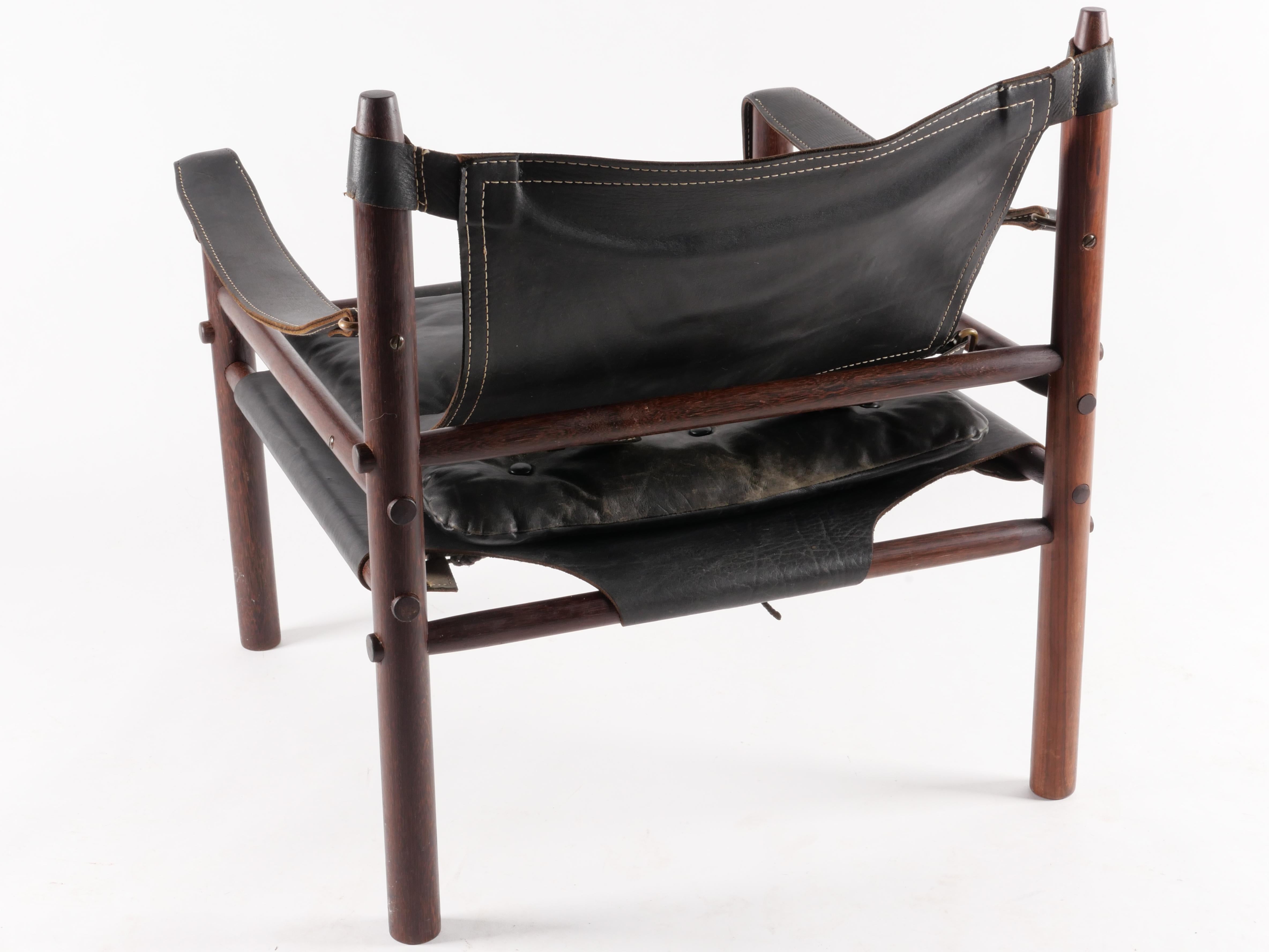 Scandinavian Modern “Sirocco” Safari Chair in Leather by Arne Norell 