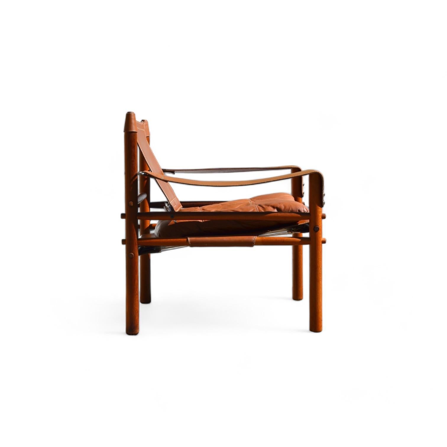 Sirocco teak armchair, Arne Norell, Sweden, 1964 In Good Condition For Sale In La Tour-de-Peilz, CH