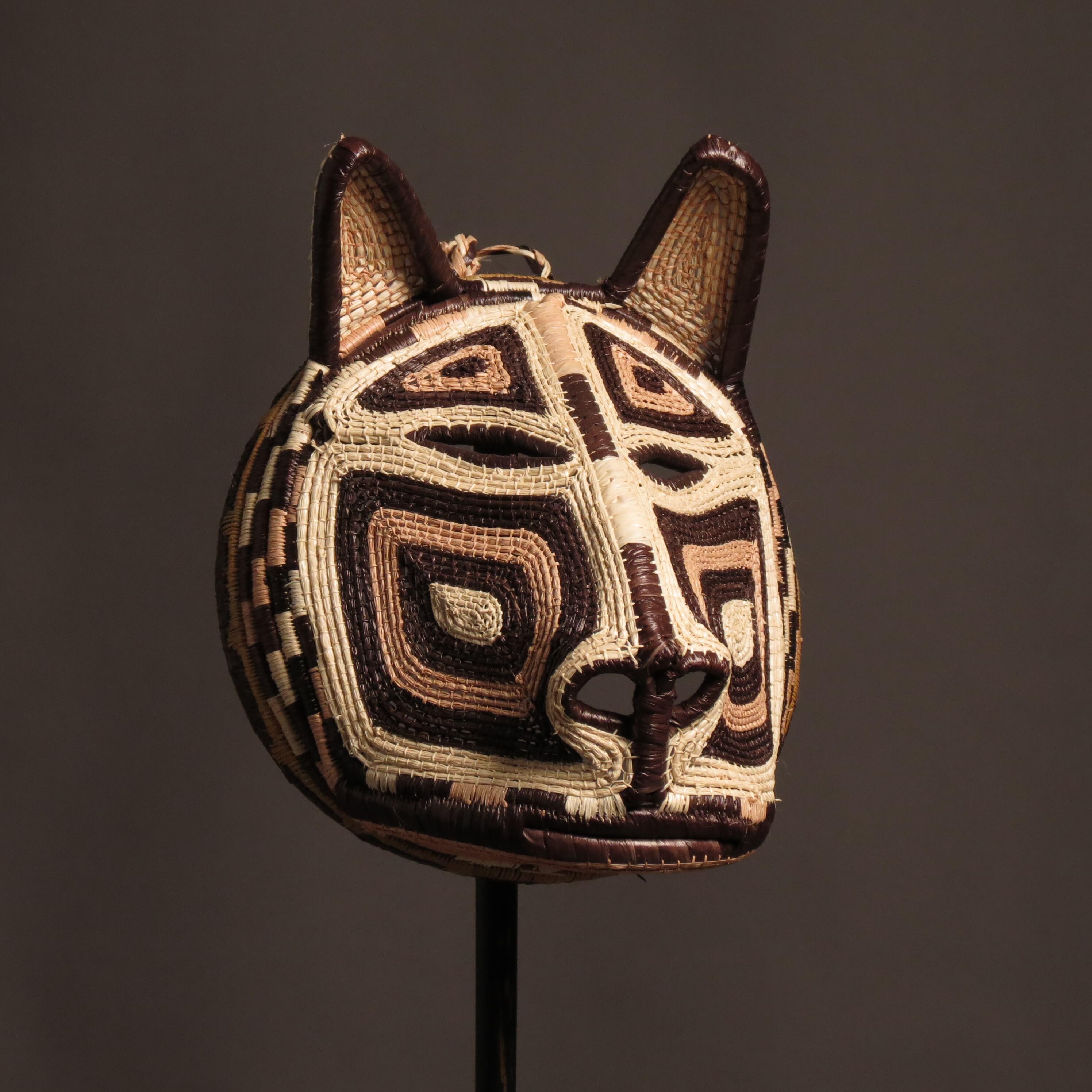 Shamanische Maske aus dem Rainforest-Seil (Handgefertigt) im Angebot