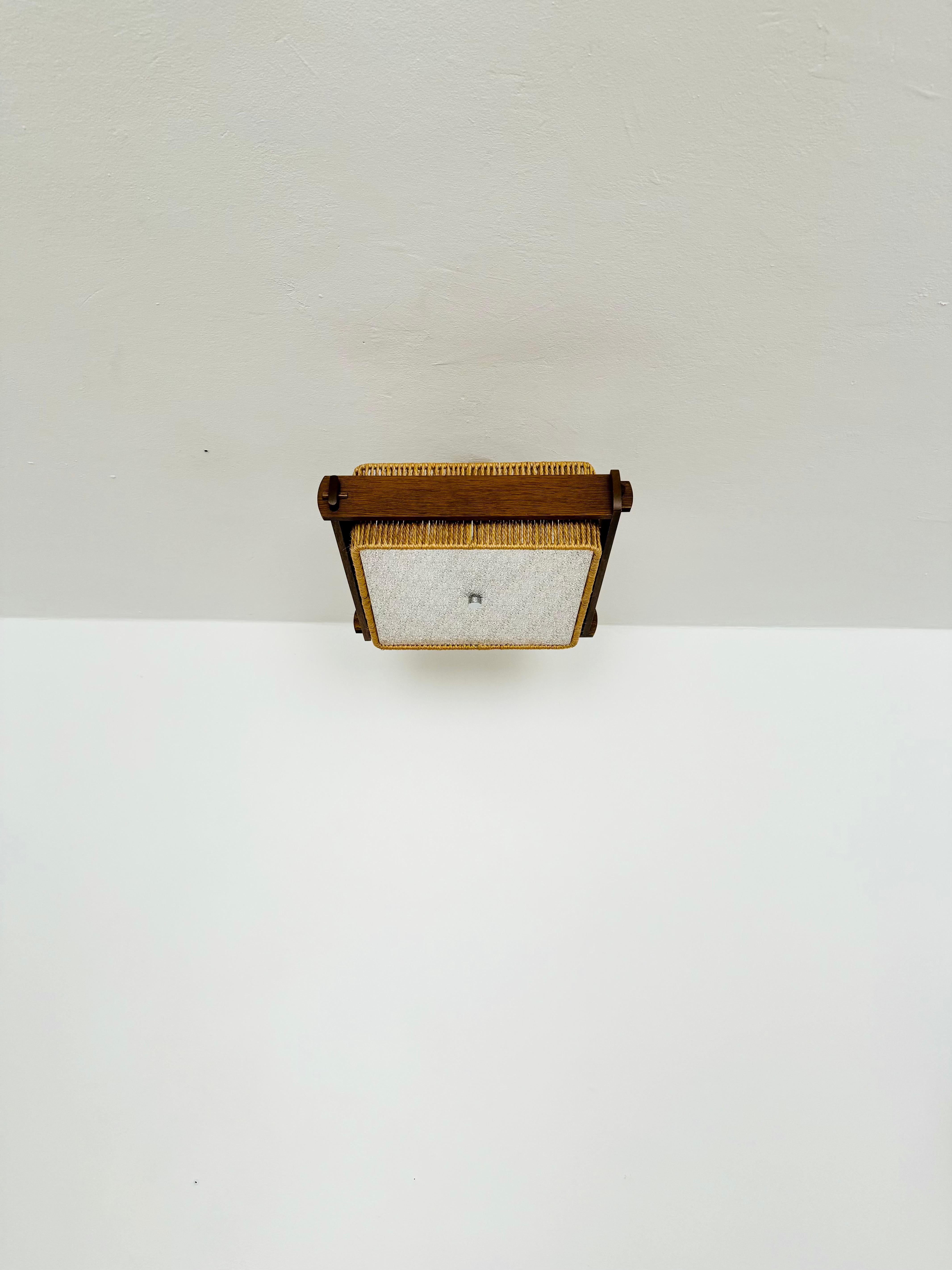Scandinavo moderno Lampada a sospensione in Sisal e Oak di Temde in vendita