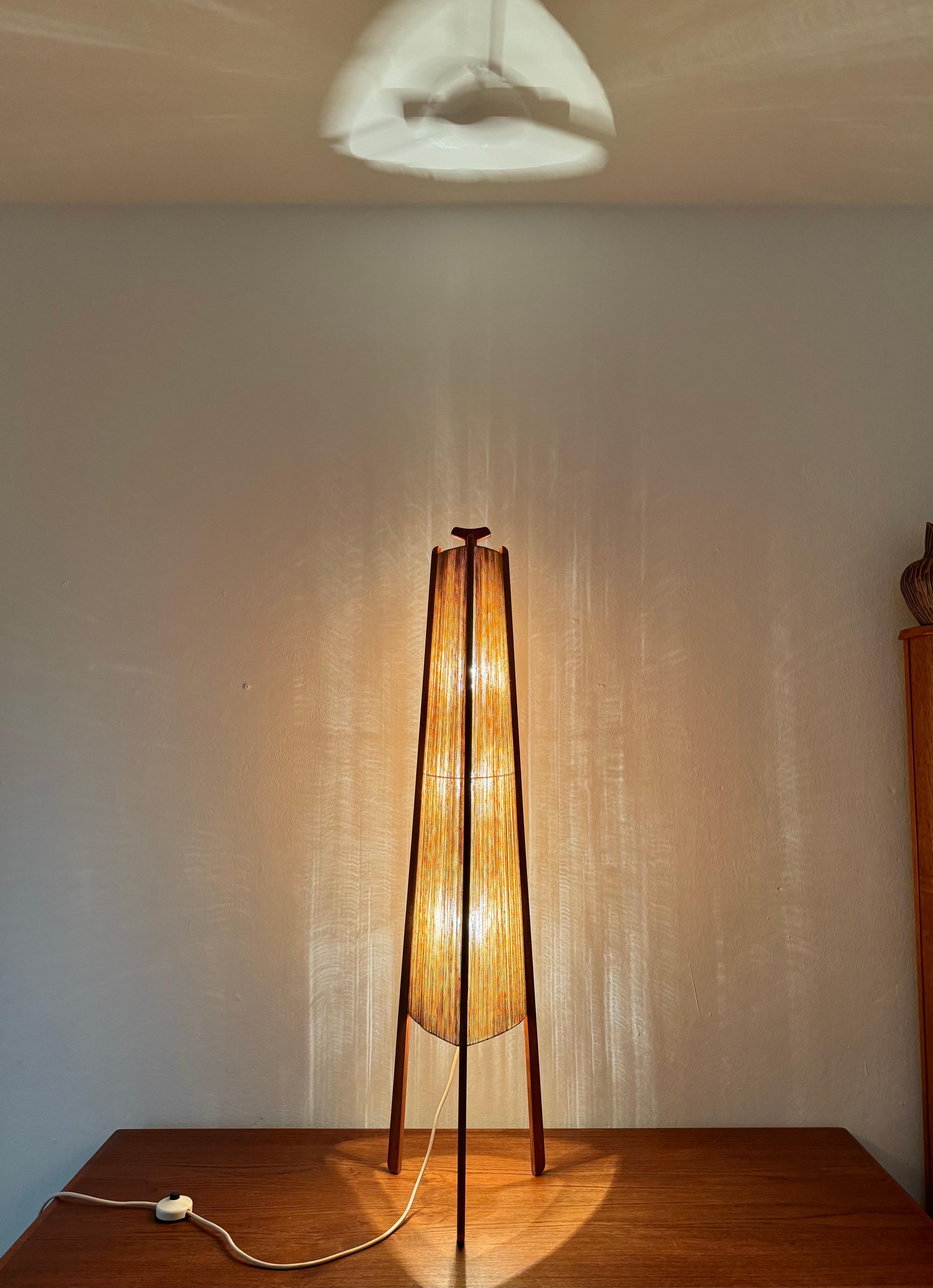 Lampada da terra in Sisal e Teak di Temde in vendita 3