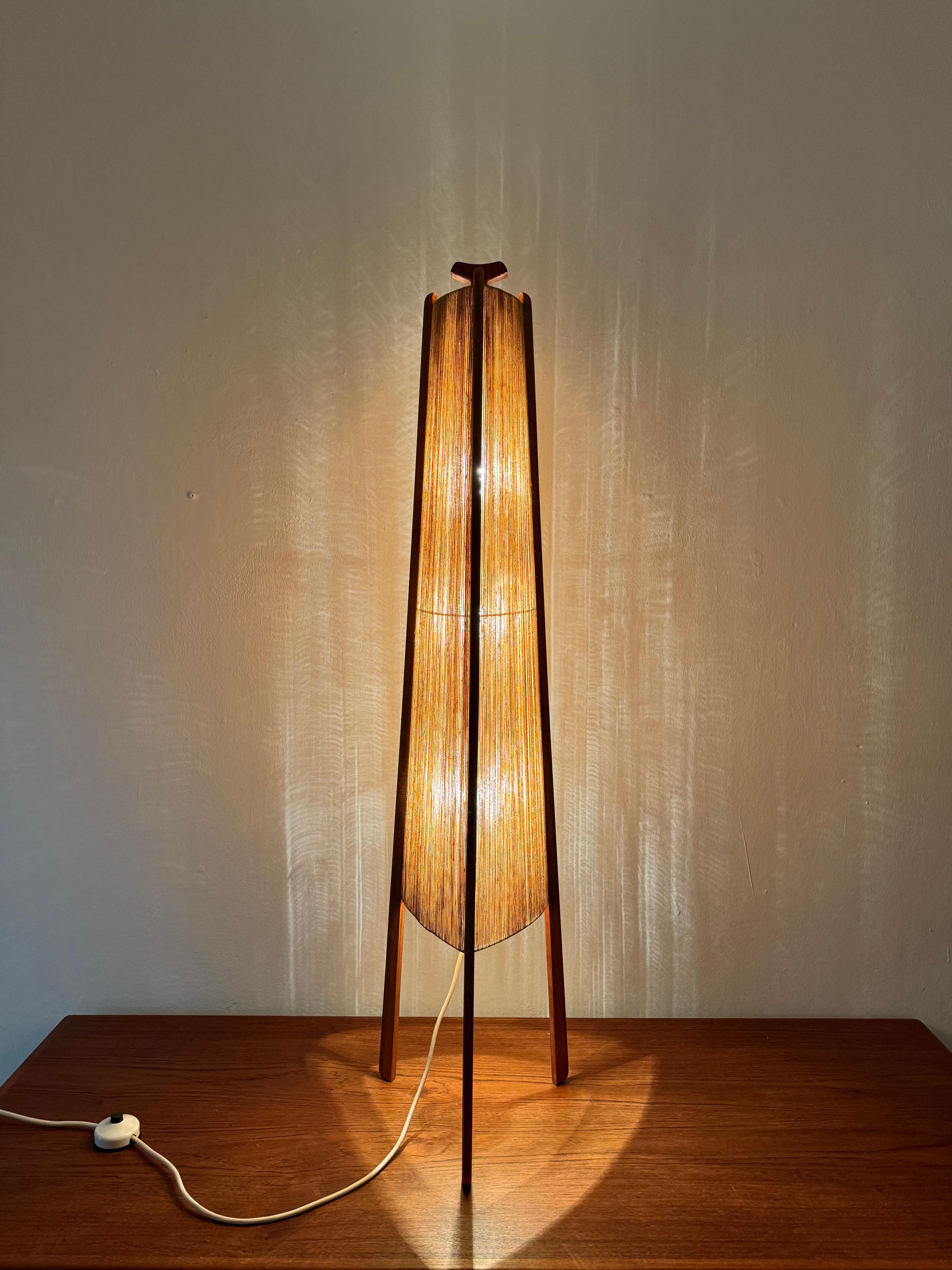 Lampada da terra in Sisal e Teak di Temde in vendita 2