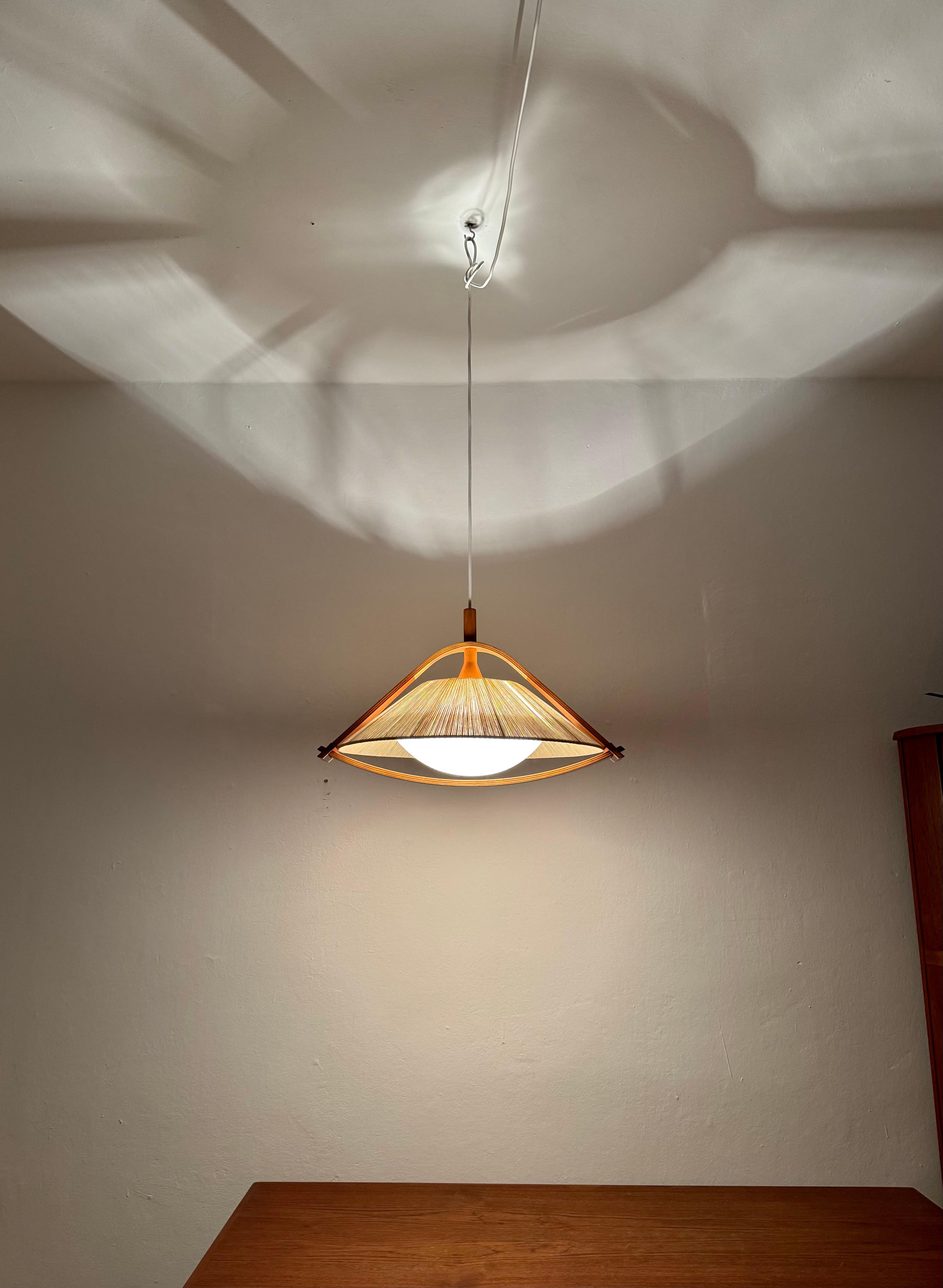 Lámpara colgante de sisal y nogal by Temde en venta 4