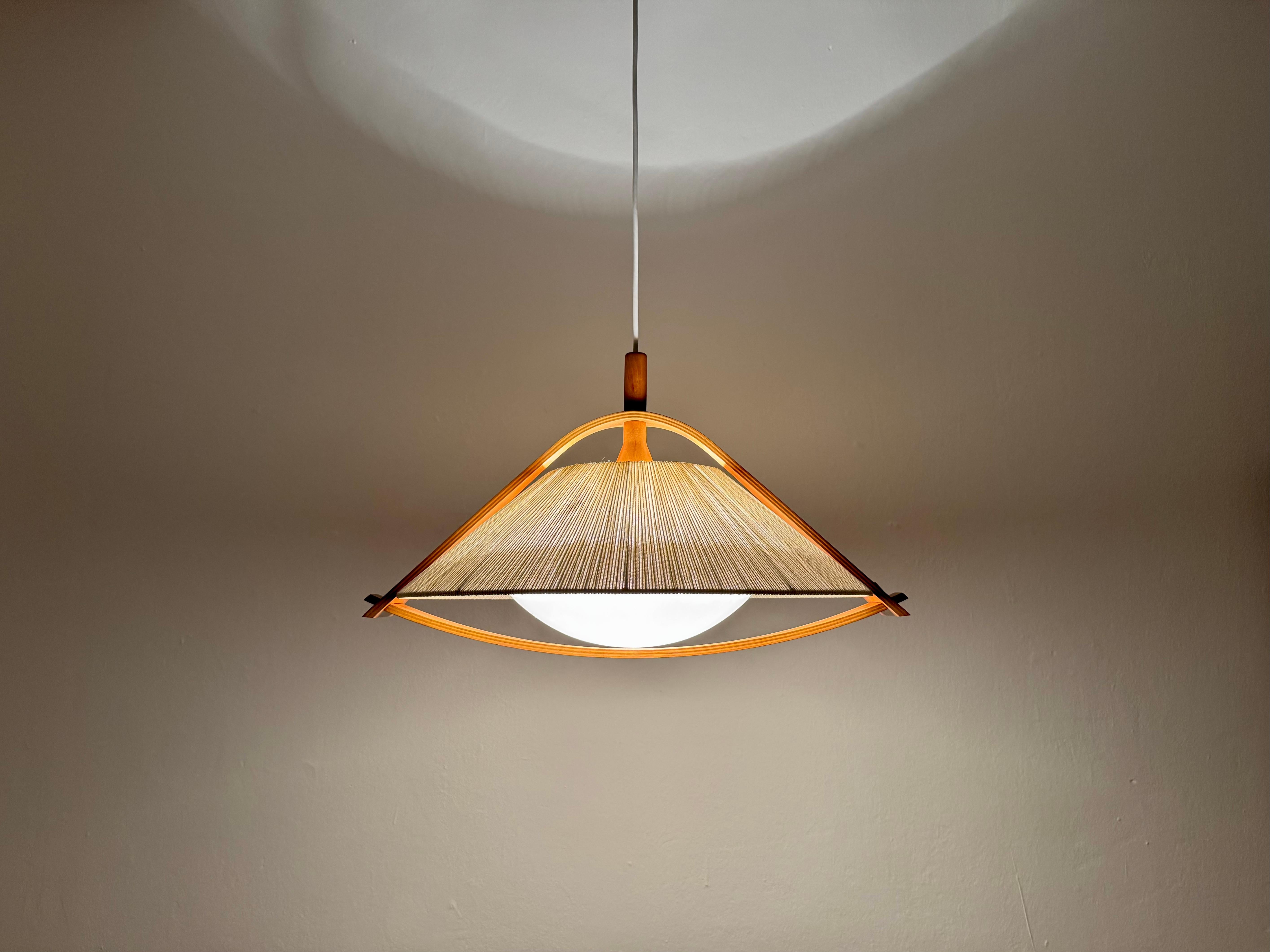 Sisal and Walnut Pendant Lamp by Temde For Sale 5