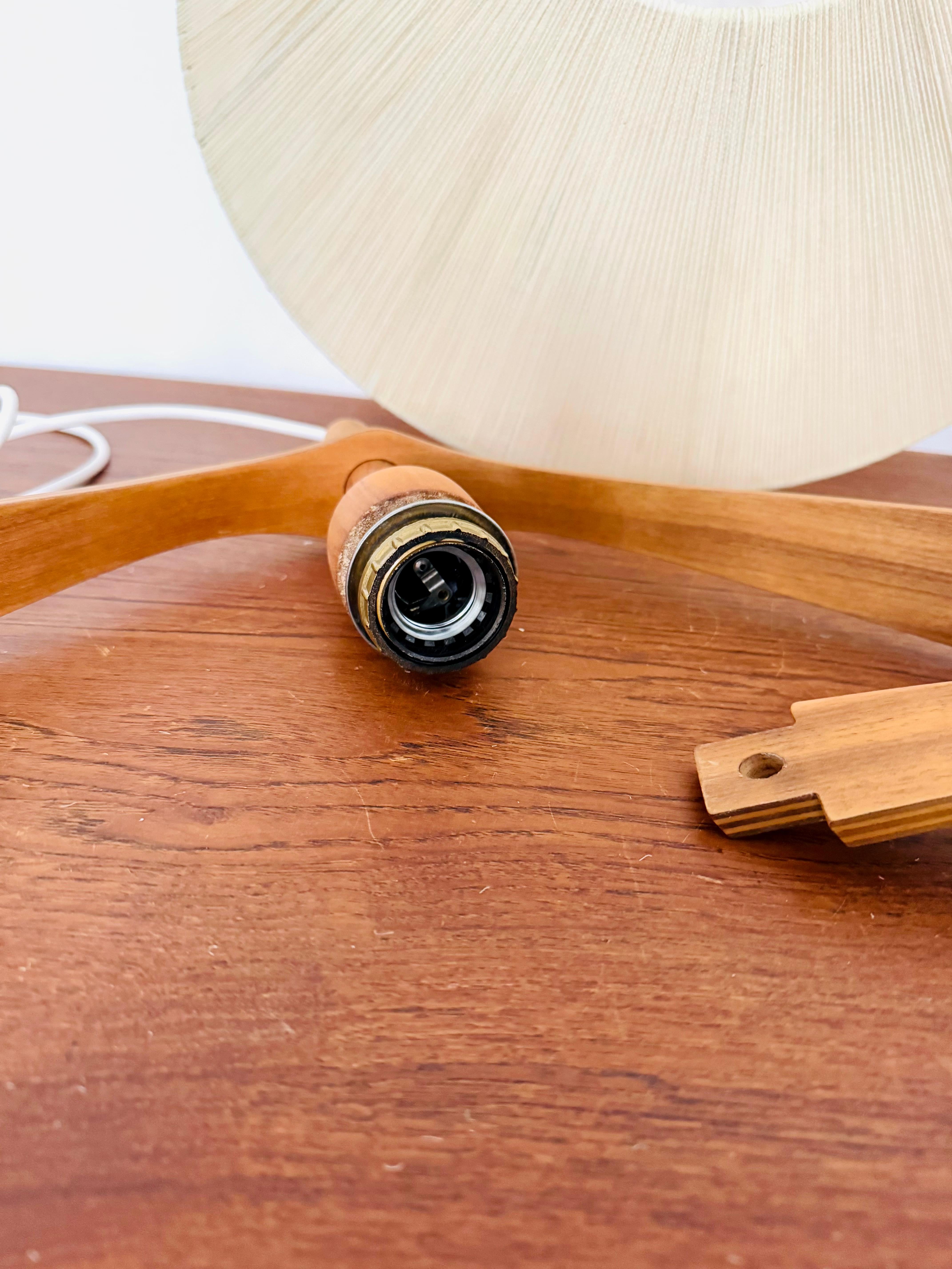 Pendelleuchte aus Sisal und Walnussholz von Temde im Angebot 7