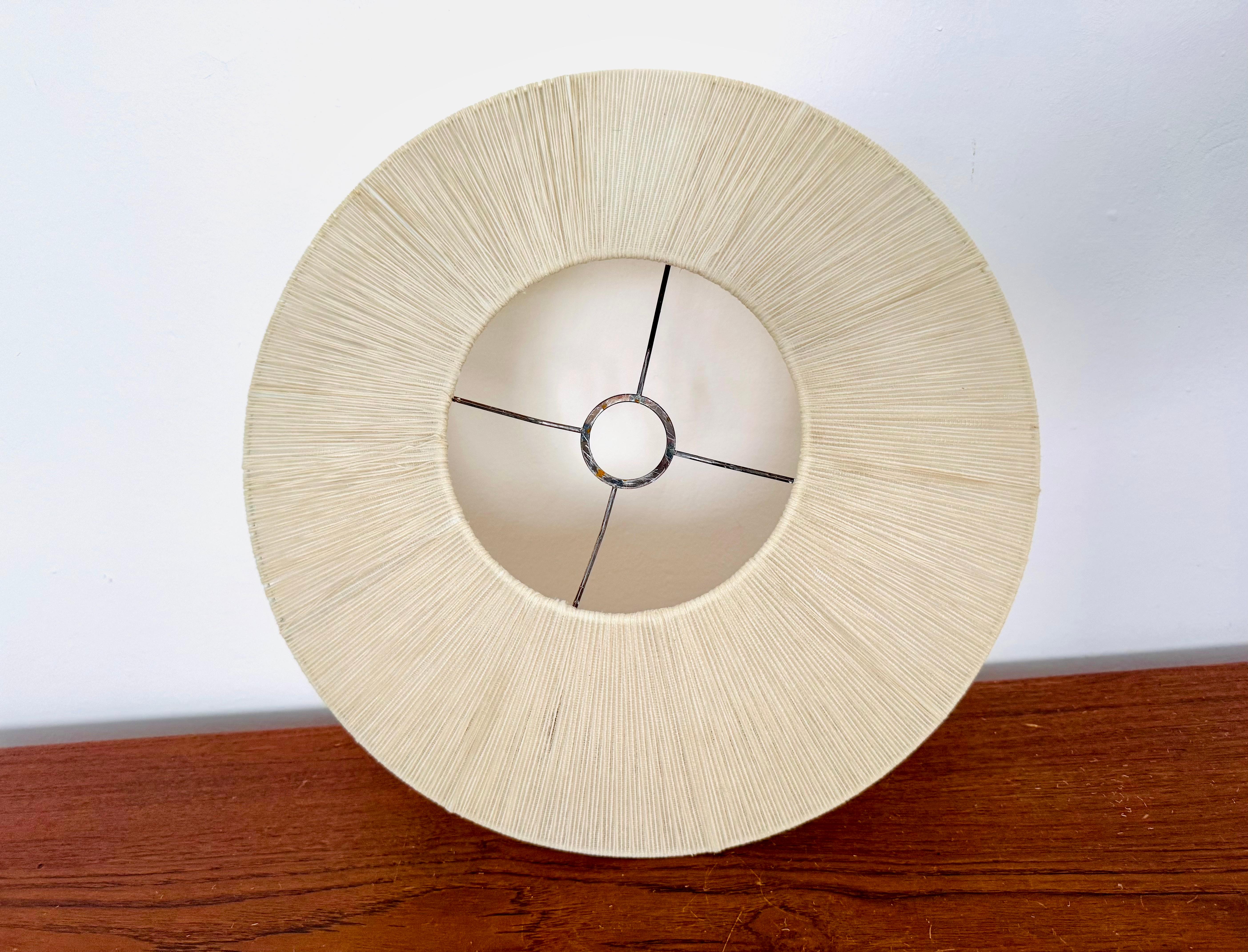 Pendelleuchte aus Sisal und Walnussholz von Temde im Angebot 8