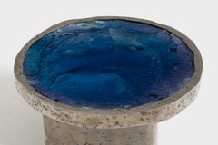 Table basse Sisine en résine bleue et acier corten par Andrea e Vittorio Bruno