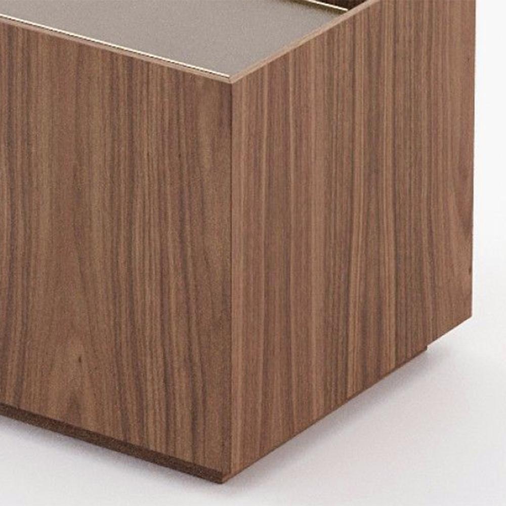 Bois Table d'appoint Sisla en vente