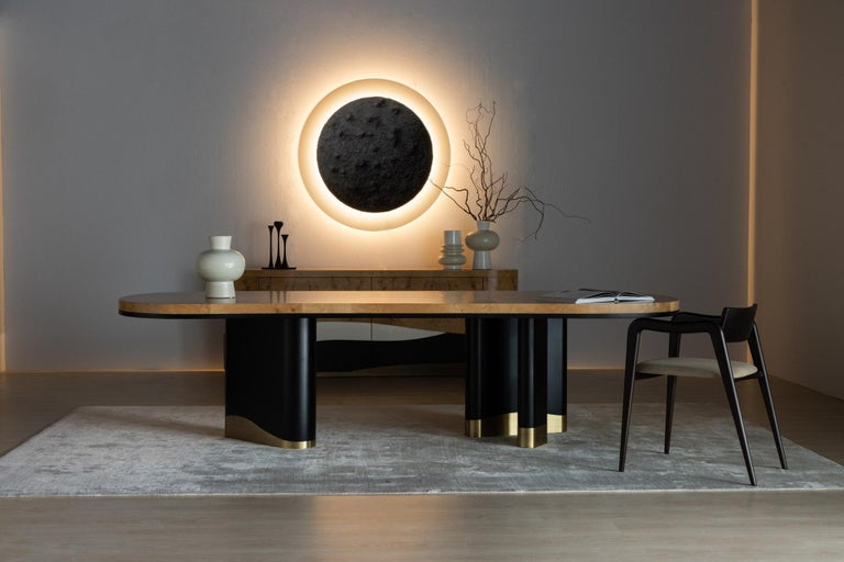 21st Century Contemporary Modern Sistelo 6-Seat Dining Table Oak Root Black Champagne Lacquer Brushed Brass Handcrafted in Portugal - Europe by Greenapple.

In perfect harmony with the breathtaking landscape of Sistelo, this dining table takes on