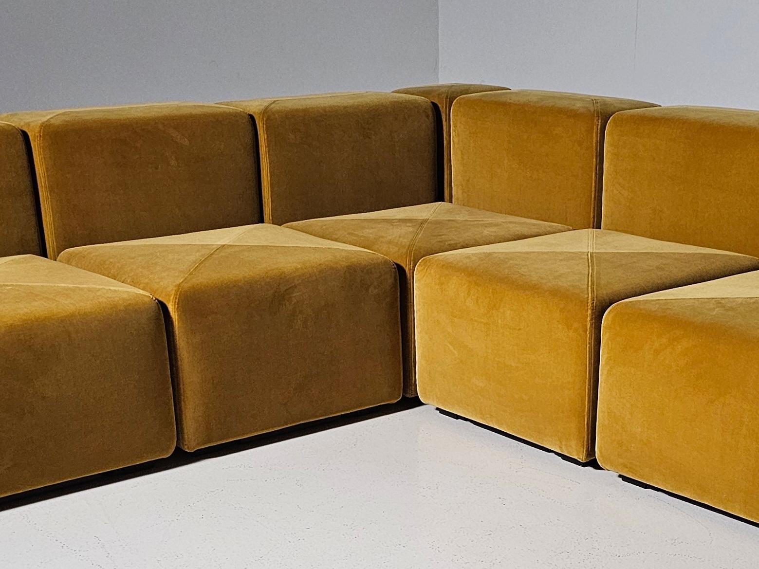 Sistema 61 Modular Sofa by Giancarlo Piretti for Anonima Castelli, 1970s en vente 2