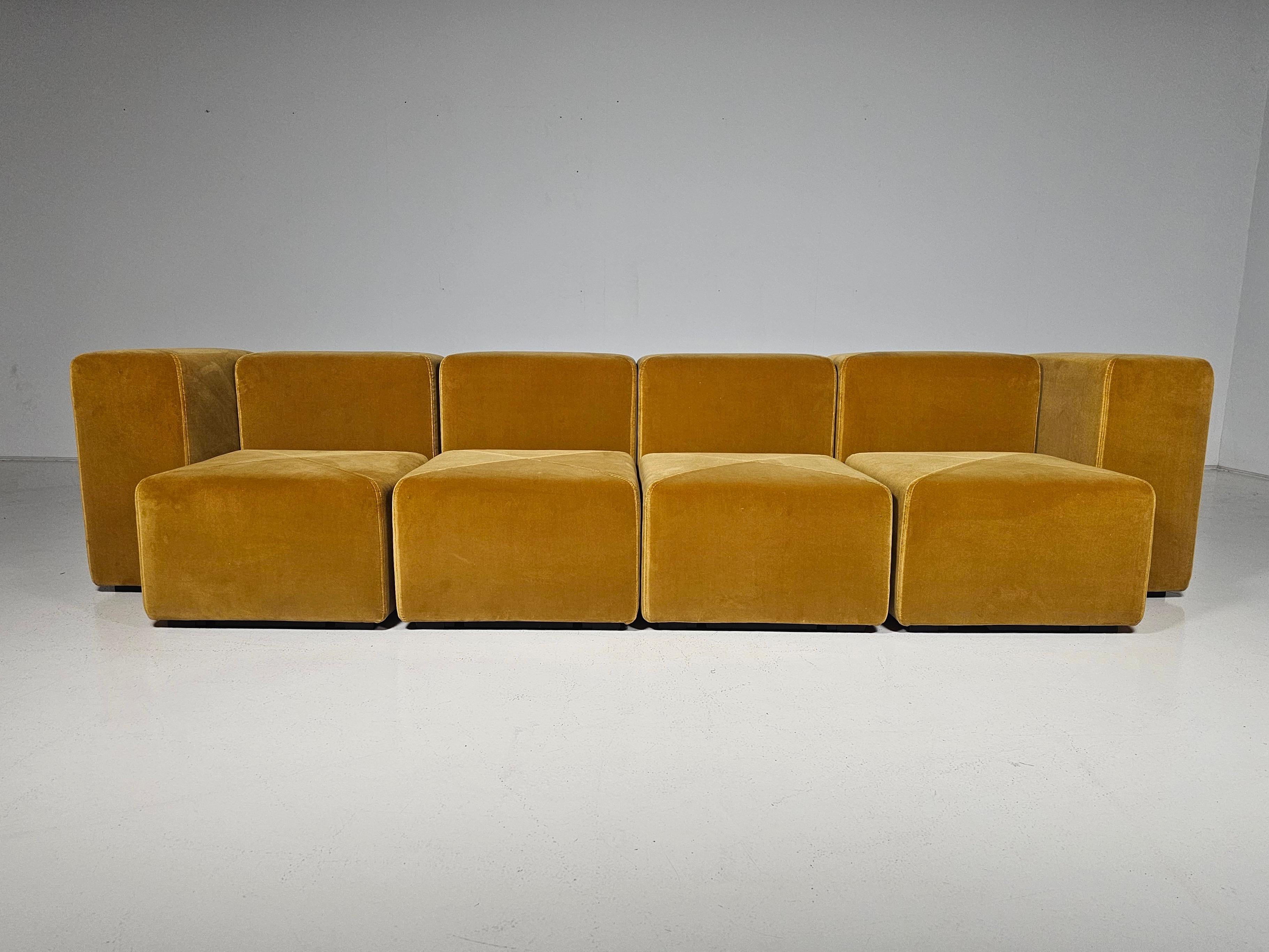 Sistema 61 Modular Sofa by Giancarlo Piretti for Anonima Castelli, 1970s (Moderne der Mitte des Jahrhunderts)