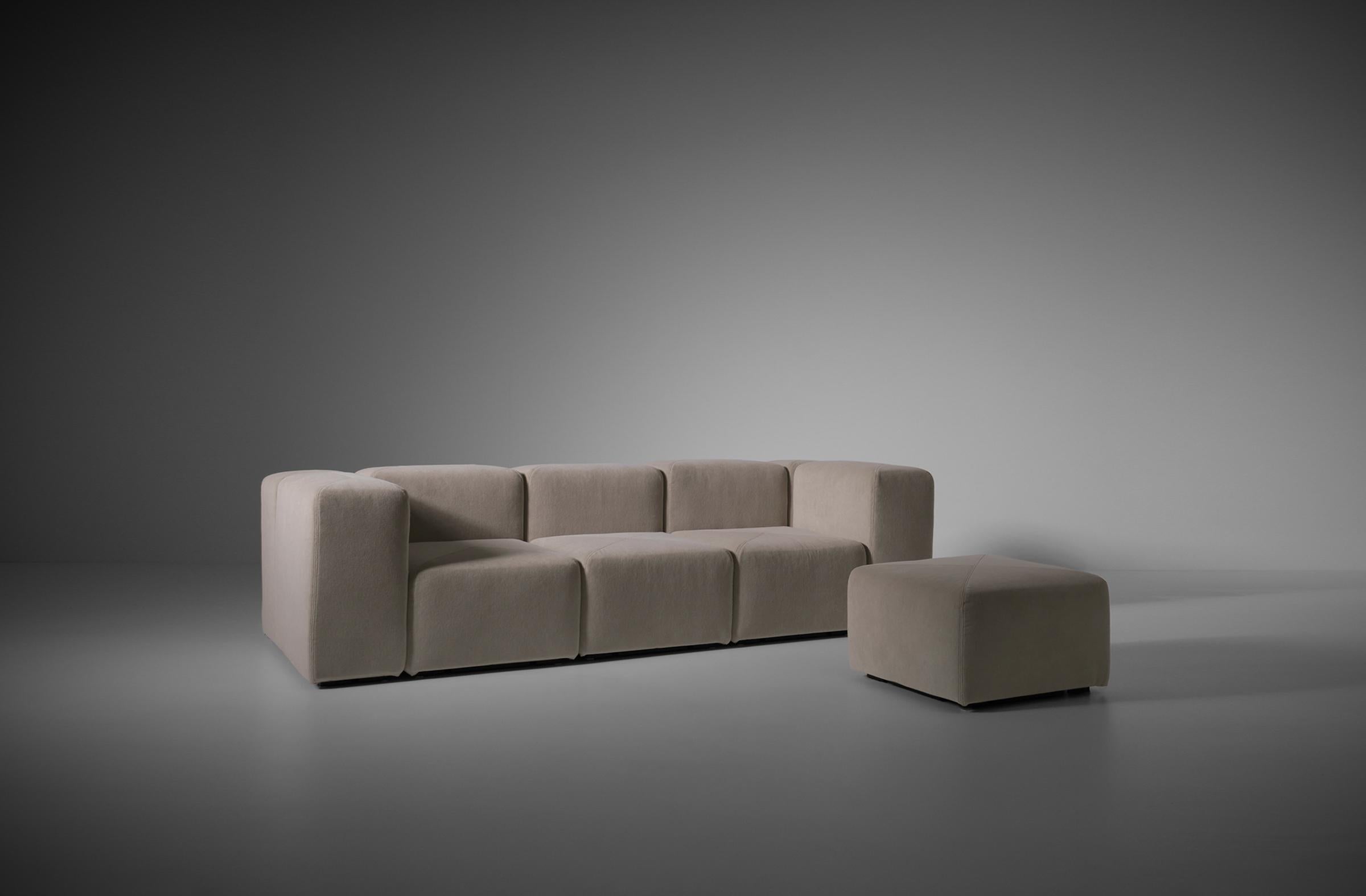 Sistema 61 Modular Sofa by Giancarlo Piretti for Castelli, Italy, 1970s 3