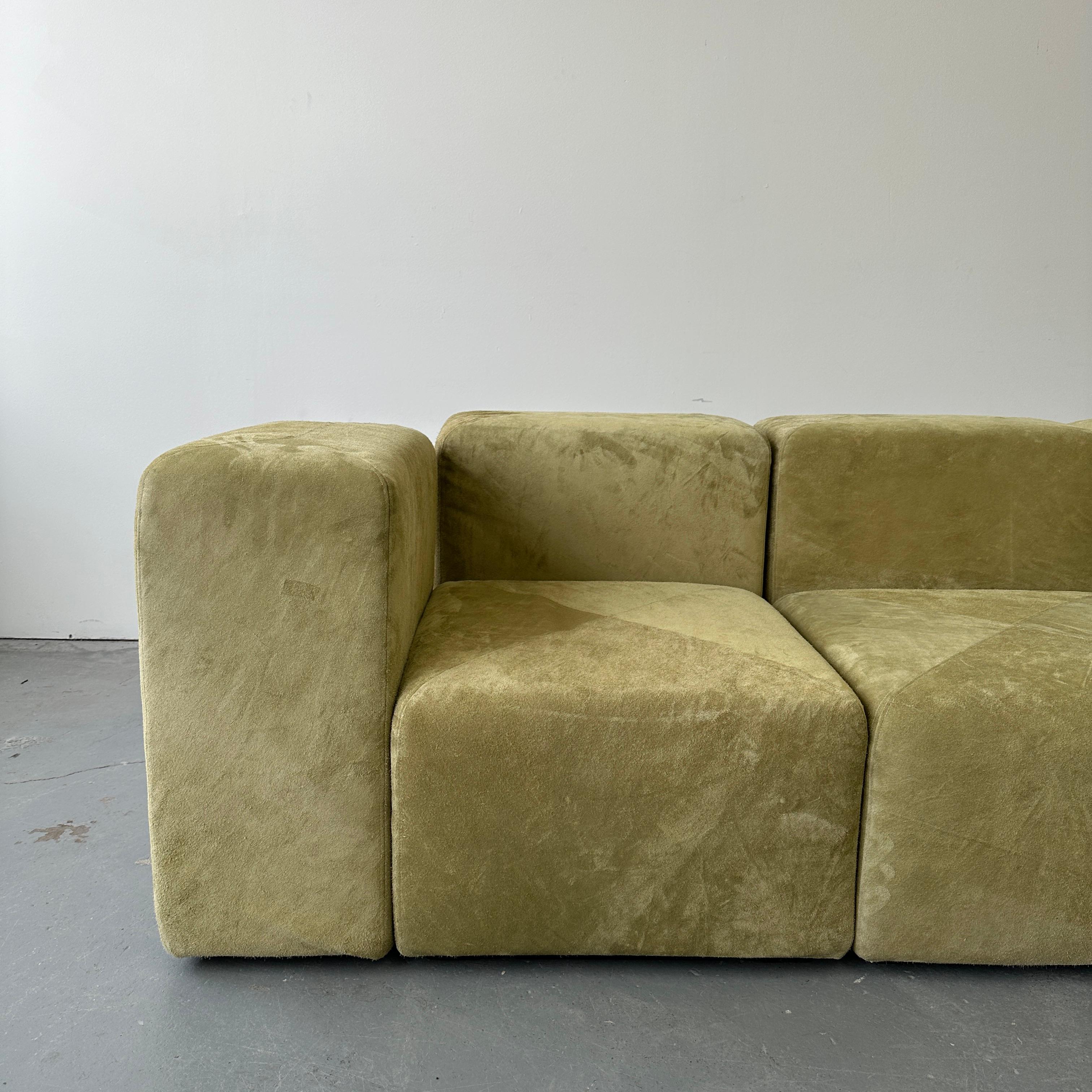 Late 20th Century Sistema 61 Sofa by Giancarlo Piretti in Holly Hunt Suede For Sale