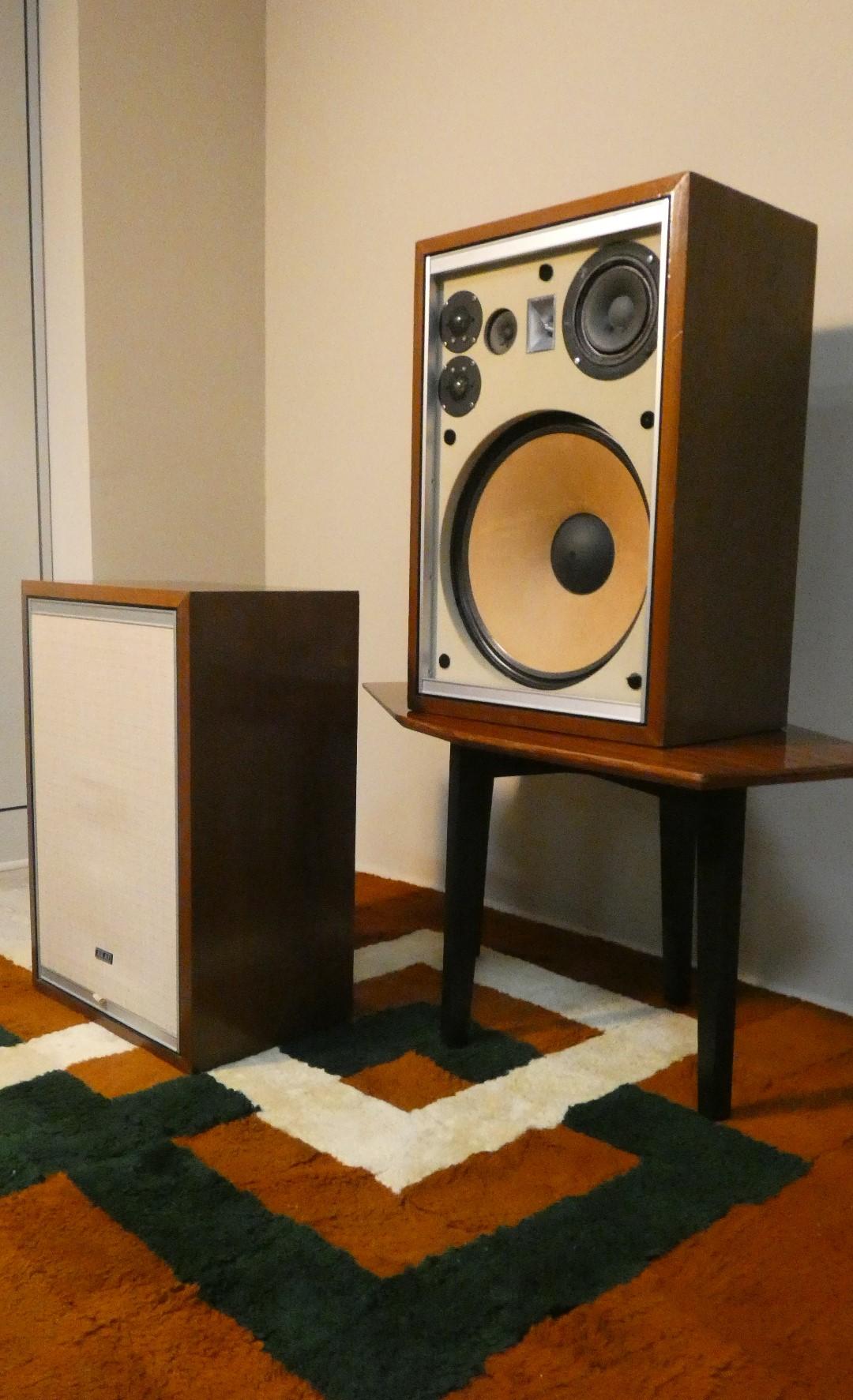 Sistema de 6 altavoces de 5 vías modelo Sw-170a de Akai Electric Co., Tokio Late 20th Century