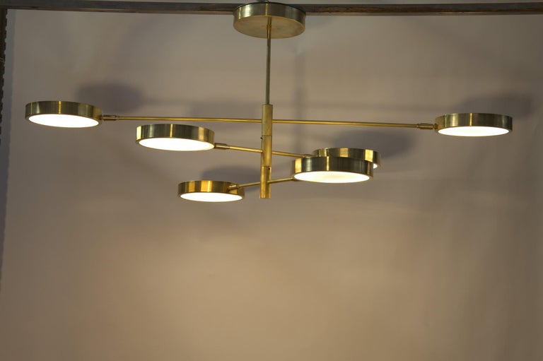 Sistema, Brass 6 Rotating Orbitale Arms Chandelier, for Oval dining Table  In New Condition For Sale In Tavarnelle val di Pesa, Florence