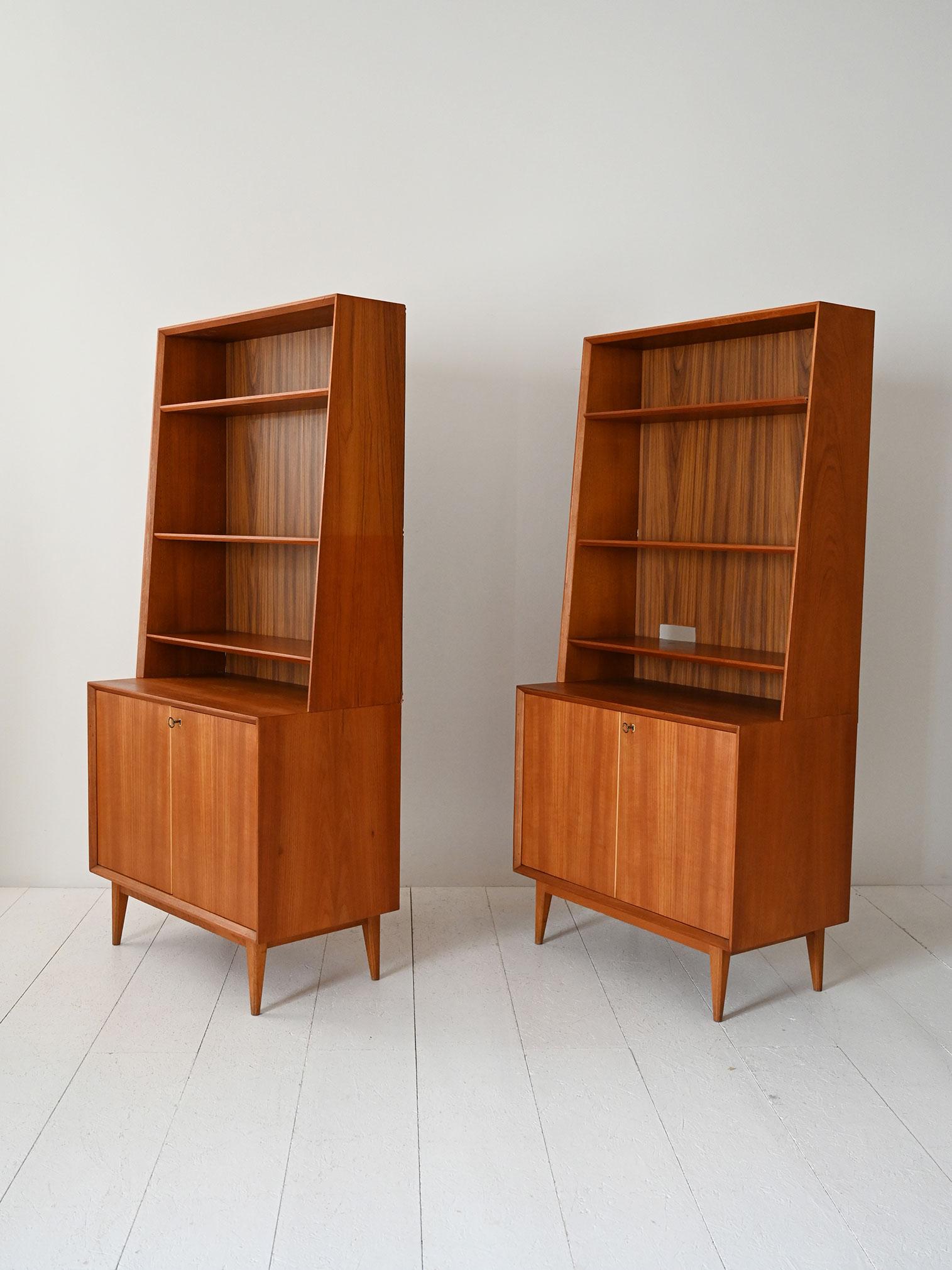 Sistema modulare scandinavo anni 60 in teak in vendita 3