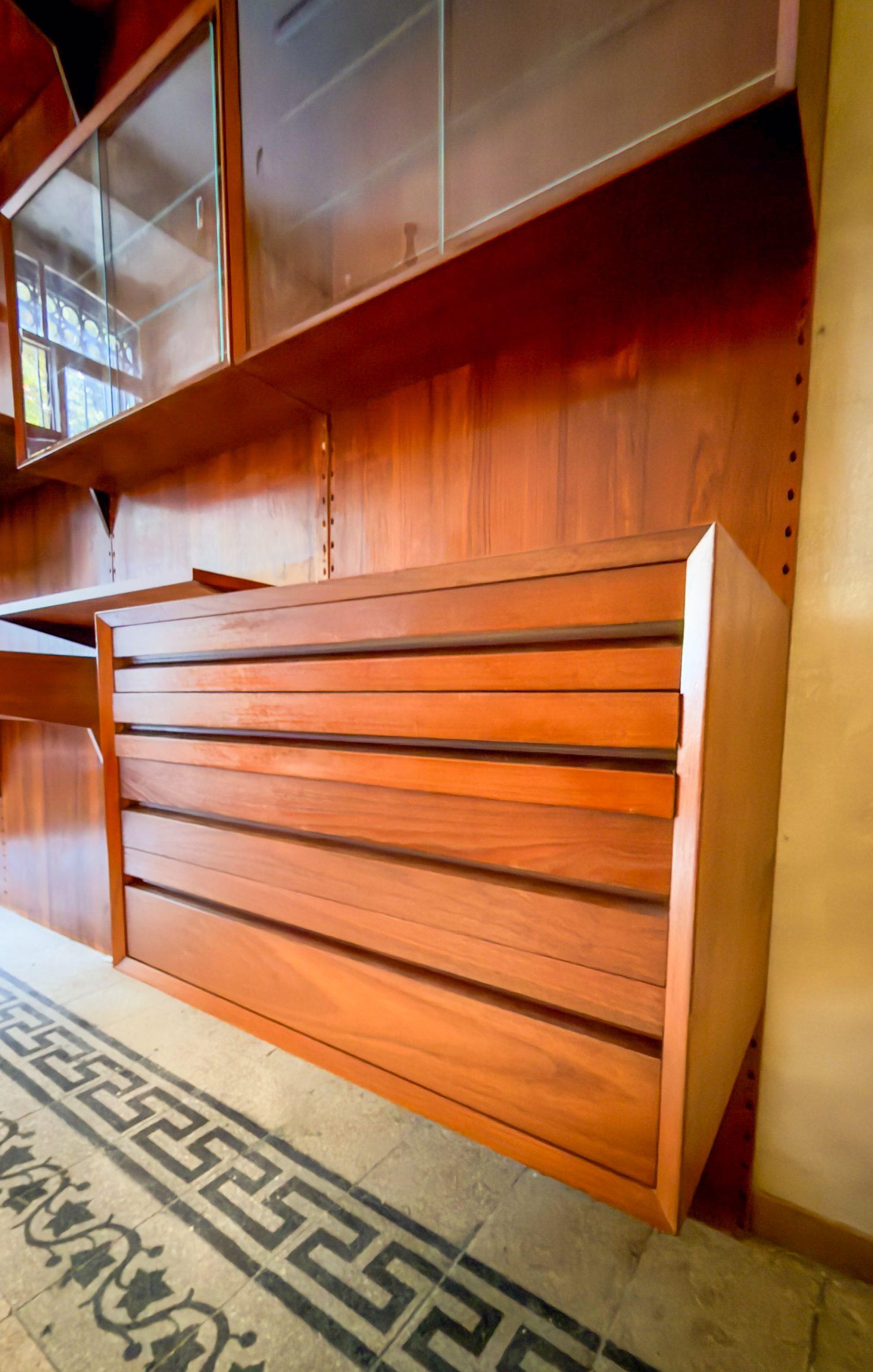 “Sistema Reale” Modular Bookshelf by Poul Cadovius for Cado For Sale 1