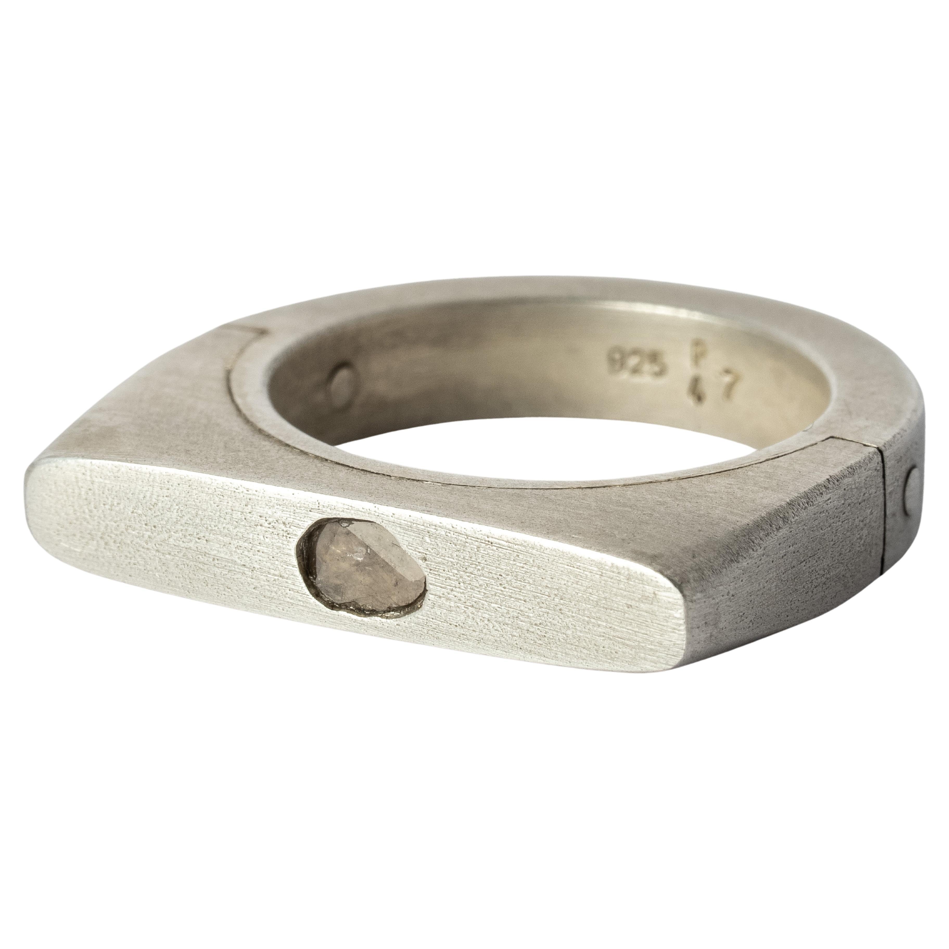For Sale:  Sistema Ring (0.1 CT, Diamond Slab, Oval, 4mm, DA+DIA)