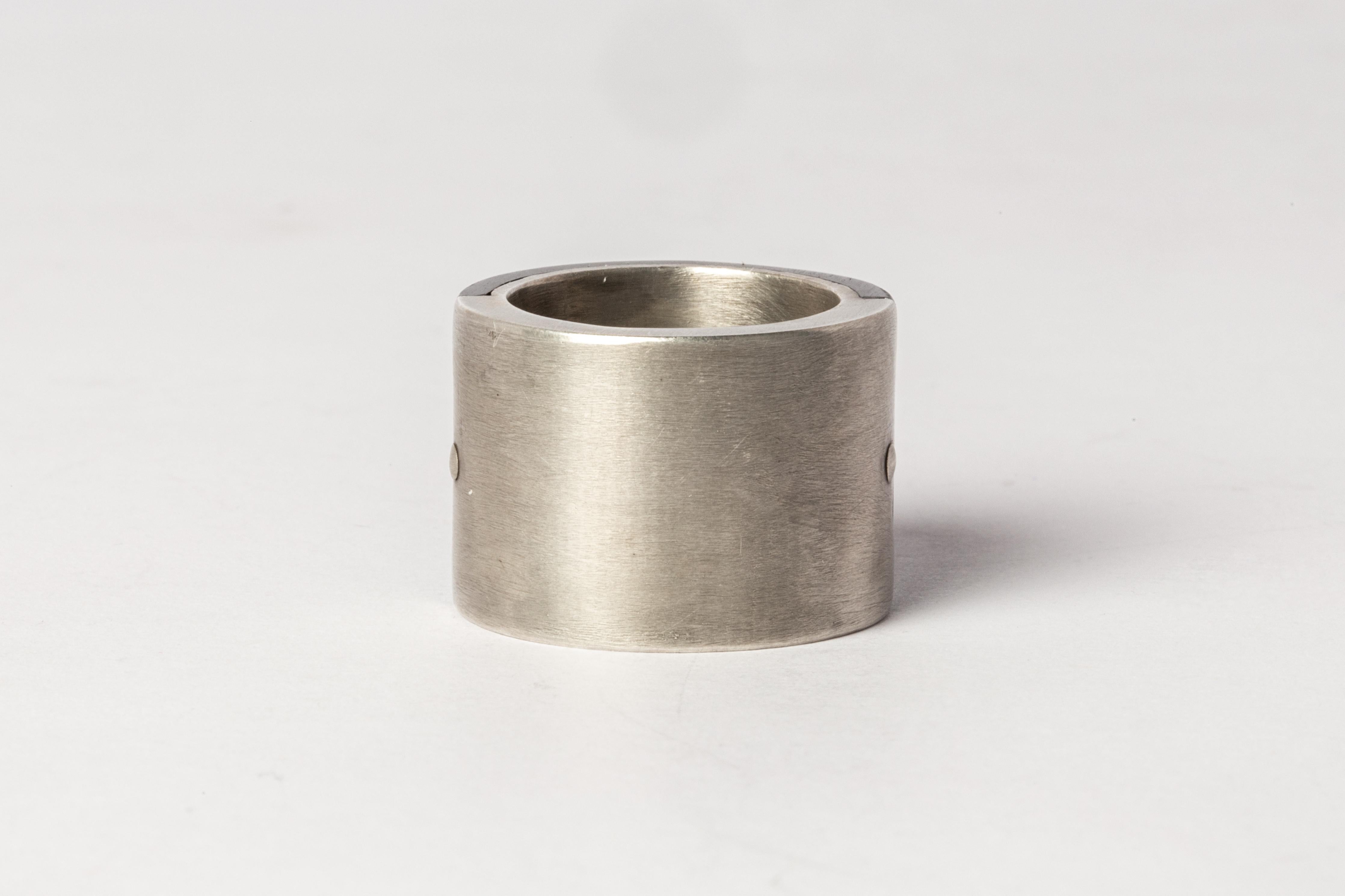 For Sale:  Sistema Ring (0.4 CT, Polished Black Diamond Slab, 17mm, DA+KA+PBLKDIA) 5