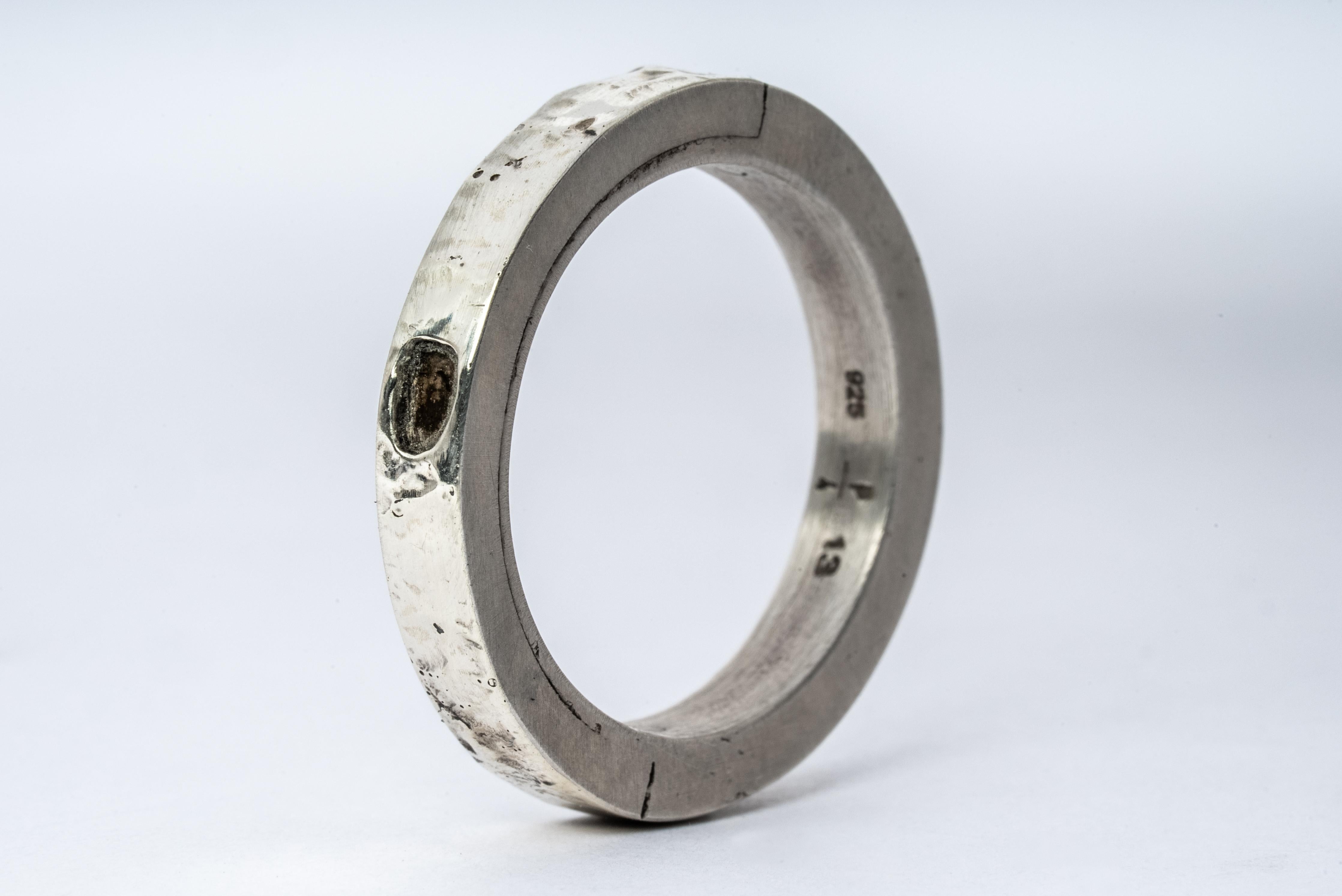 For Sale:  Sistema Ring (Fuse, 0.1 CT, Diamond Slab, 4mm, DA10KW+DIA) 2
