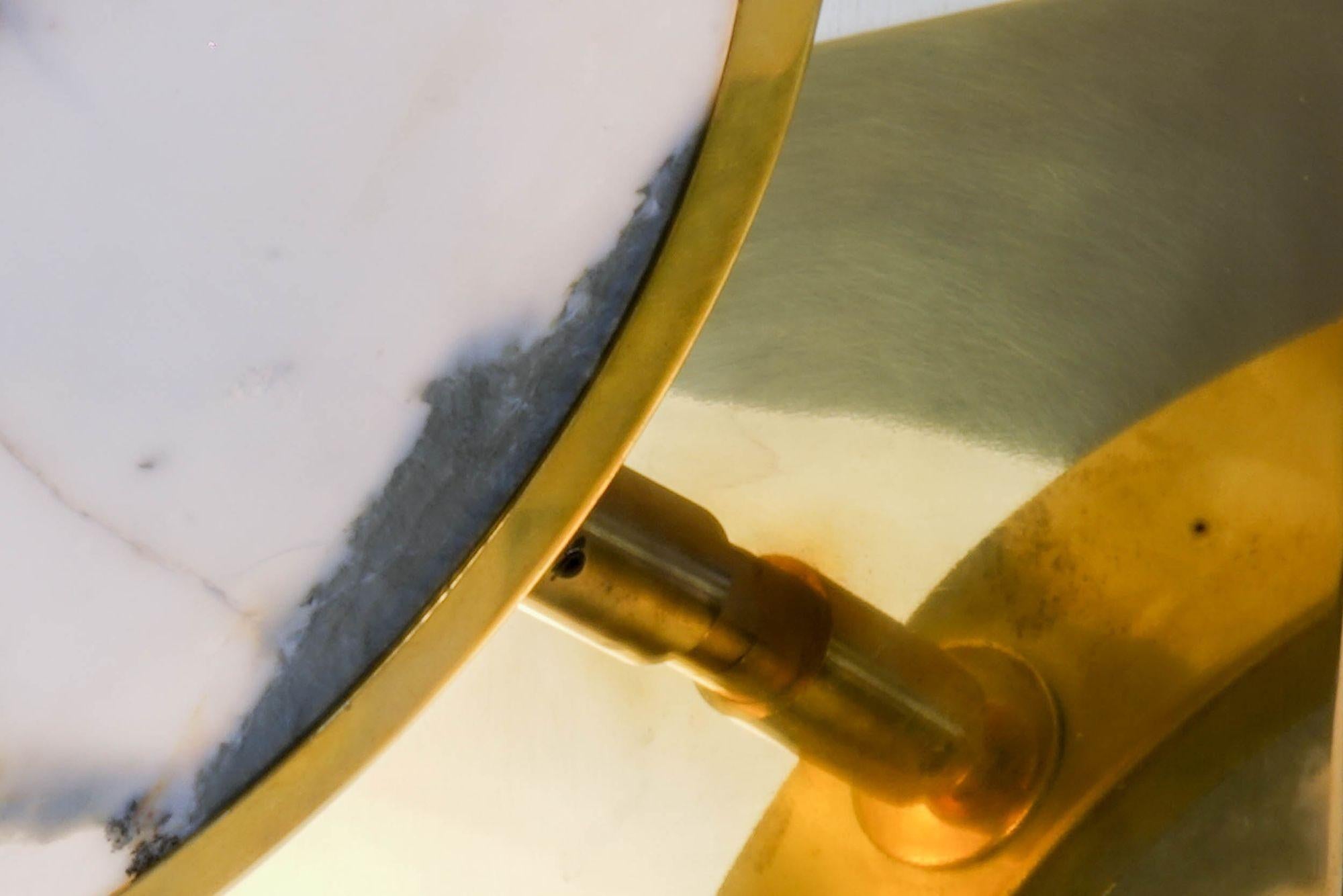 Sistema Solare Wandleuchter. Calacatta Oro-Marmor. Silvio Piattelli Entwurf (Messing) im Angebot