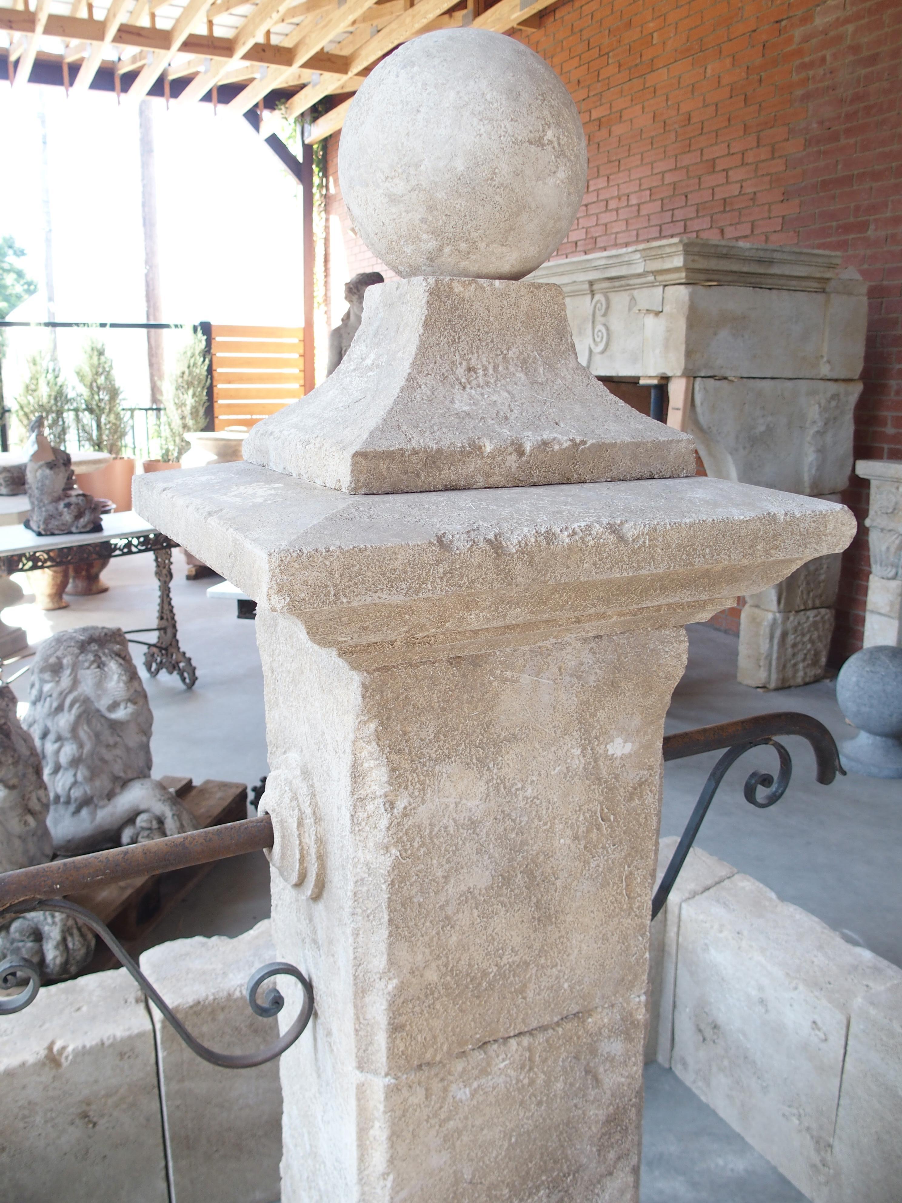 Sisteron Carved Limestone 2-Spout Rectangular Center Fountain, Provence, France For Sale 5