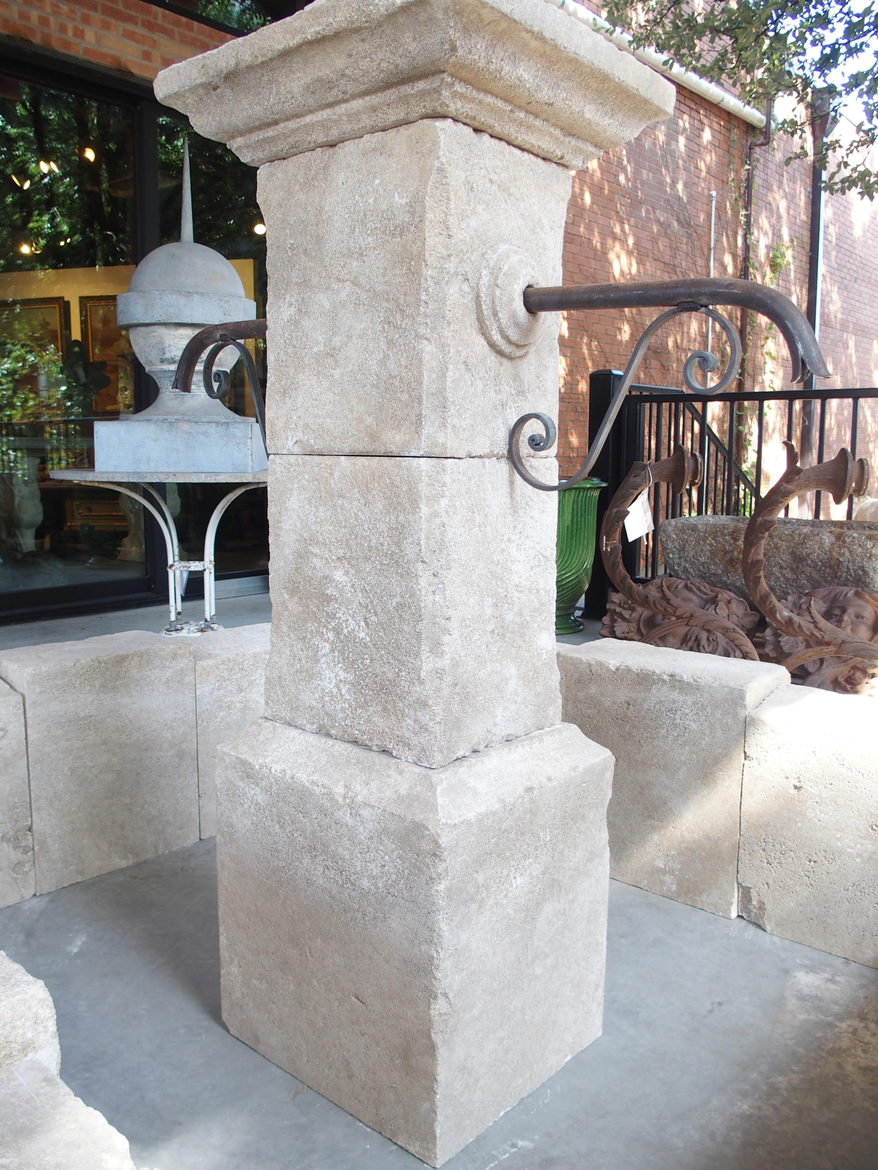 Sisteron Carved Limestone 2-Spout Rectangular Center Fountain, Provence, France In Good Condition For Sale In Dallas, TX