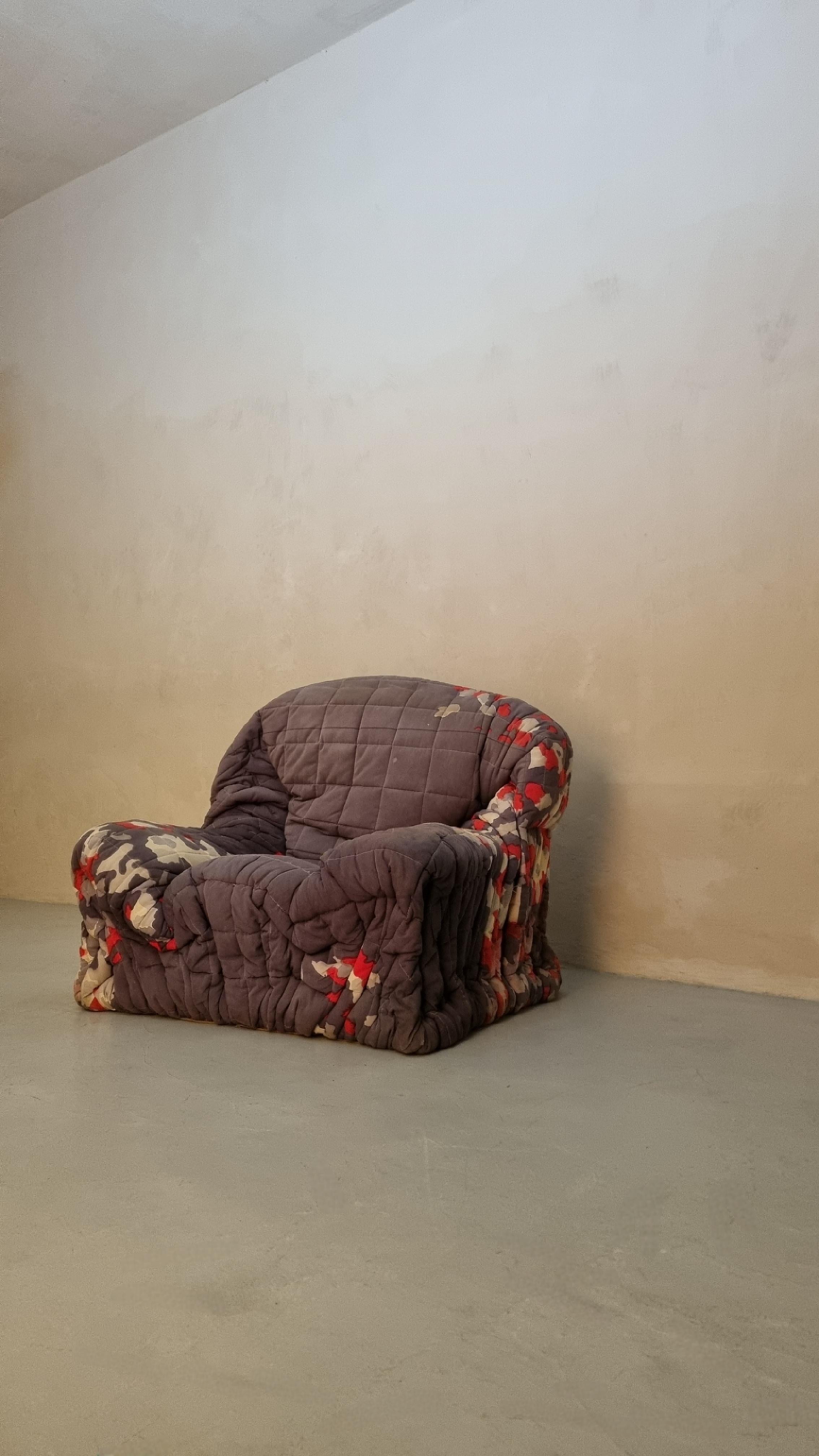 Sillón Sit Down diseñado por Gaetano Pesce para Cassina 1975 Moderno de mediados de siglo en venta