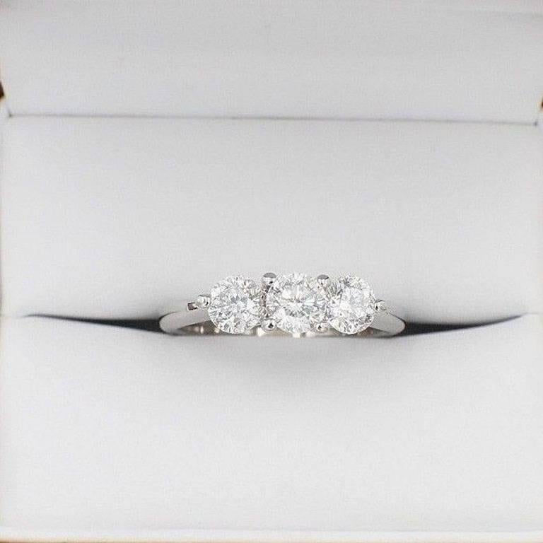 Sitara Round Diamond Ring Round 1.04 Carat ThreeStone Ring GSI Report