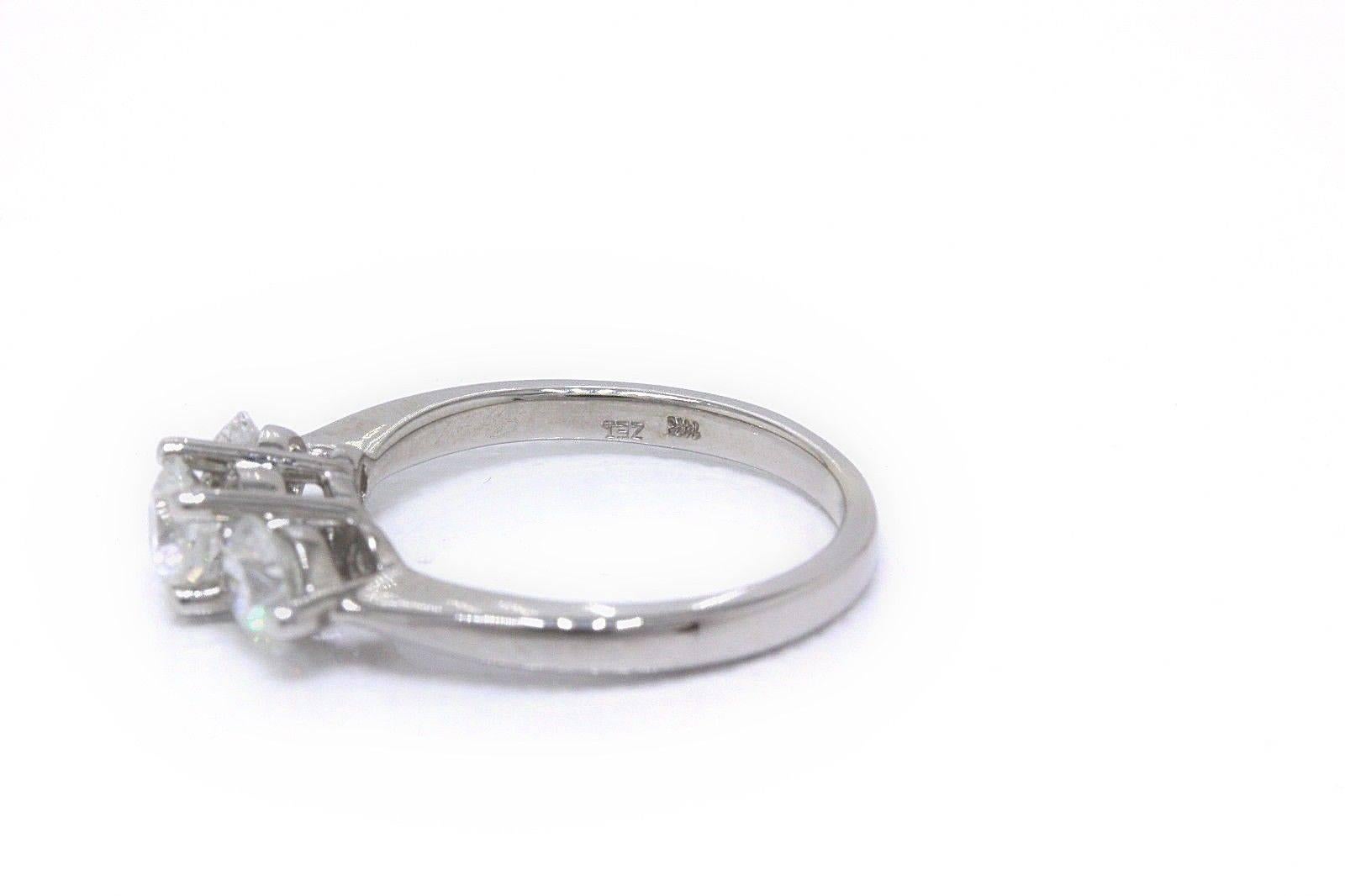 Sitara Round Diamond Ring Round 1.04 Carat Three-Stone Ring GSI Report For Sale 1